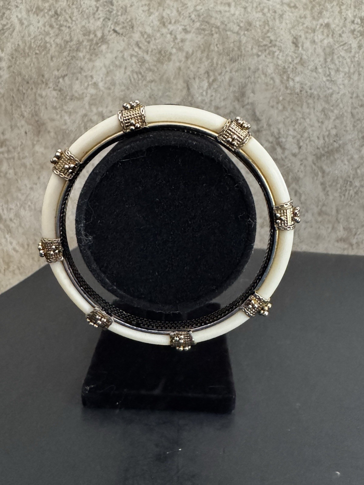 Gold Tone Black Cream Enamel Hinged Bangle Bracelet Lot Size 8 Missing Stones