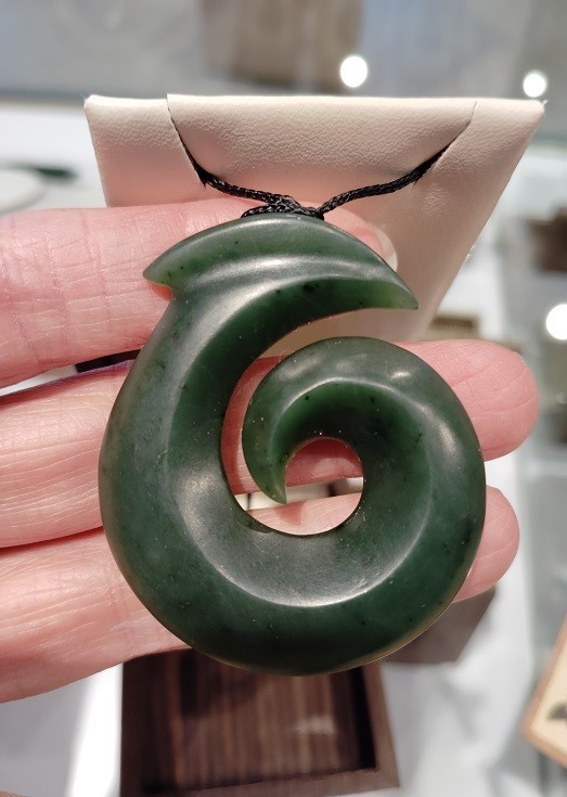 New Zealand Jade traditional koru Matt Large size pendant 59mm L Unisex