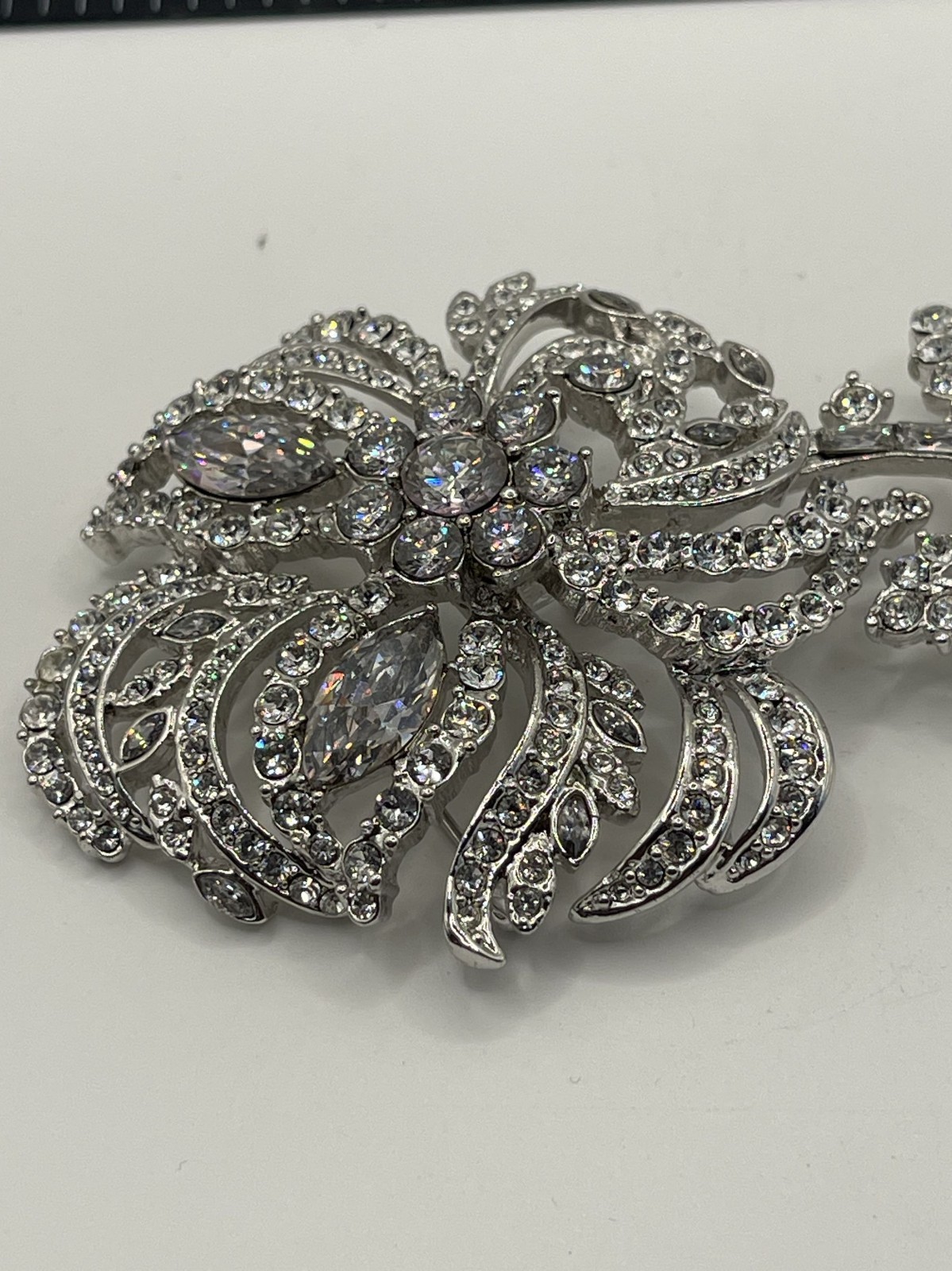 Joan Rivers Private Collection Crystal Flower Brooch Pin Removable Stem