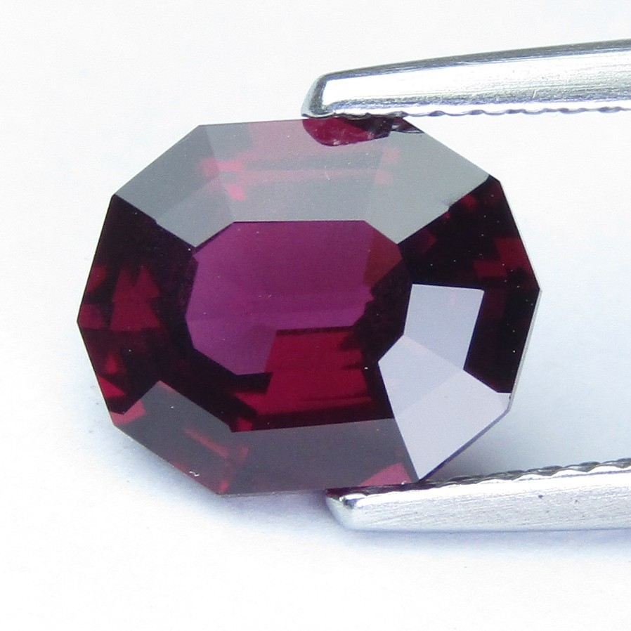 3.56Cts Ravishing Natural Pink Rhodolite Garnet 10.2×8.1mm Fancy Cut Gemstone