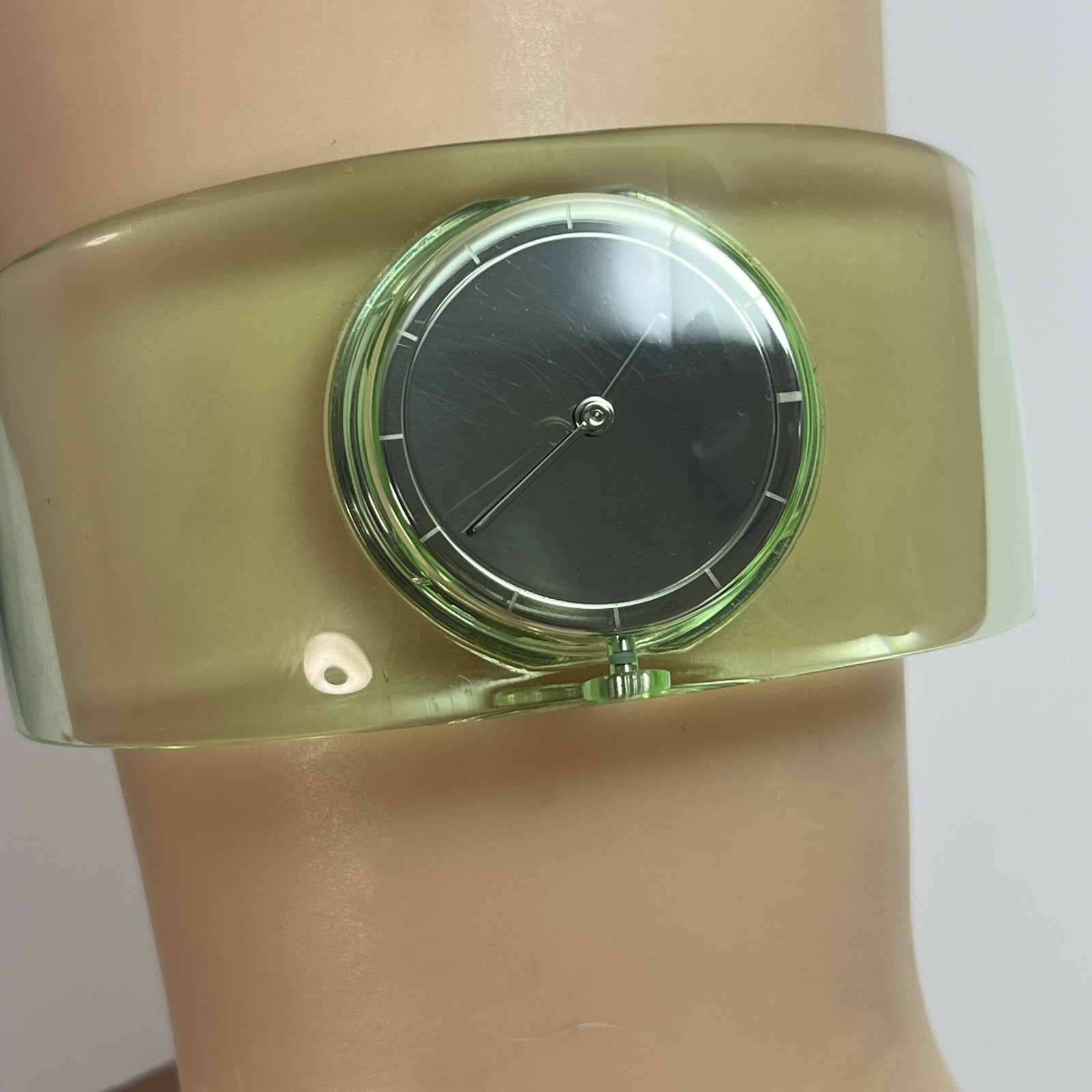 Seiko Issey Miyake O NY0W001 Tokujin Yoshioka Qz Light Green Bungle Case #B779