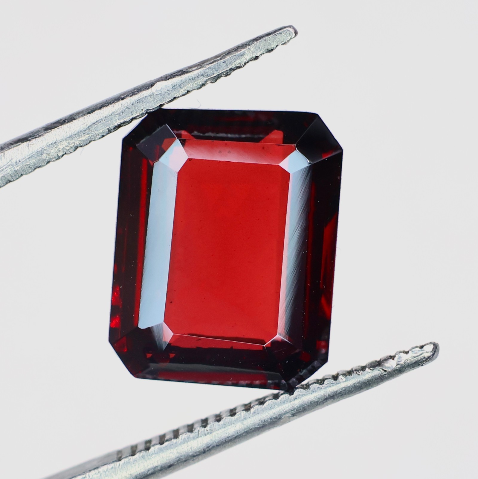 100% Natural Garnet Octagon Cut Loose Gemstone, Weight: 5.40 Carats