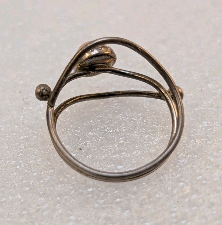 Vintage Sterling Silver Peach Moonstone Open Work Ring Sz 5.25