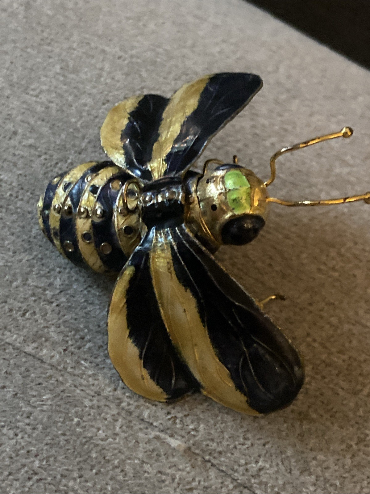 ARTICULATED ENAMEL BUMBLE BEE FIGURE SCULPTURE Ornament