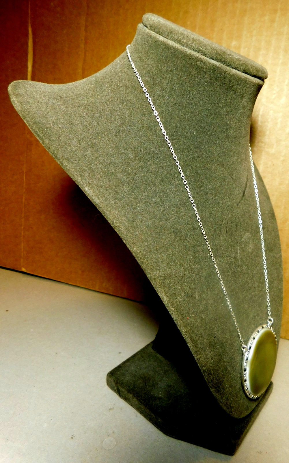 Kenneth Cole~Reaction (KCR) Silver Necklace & Large Round Green Abalone Pendant