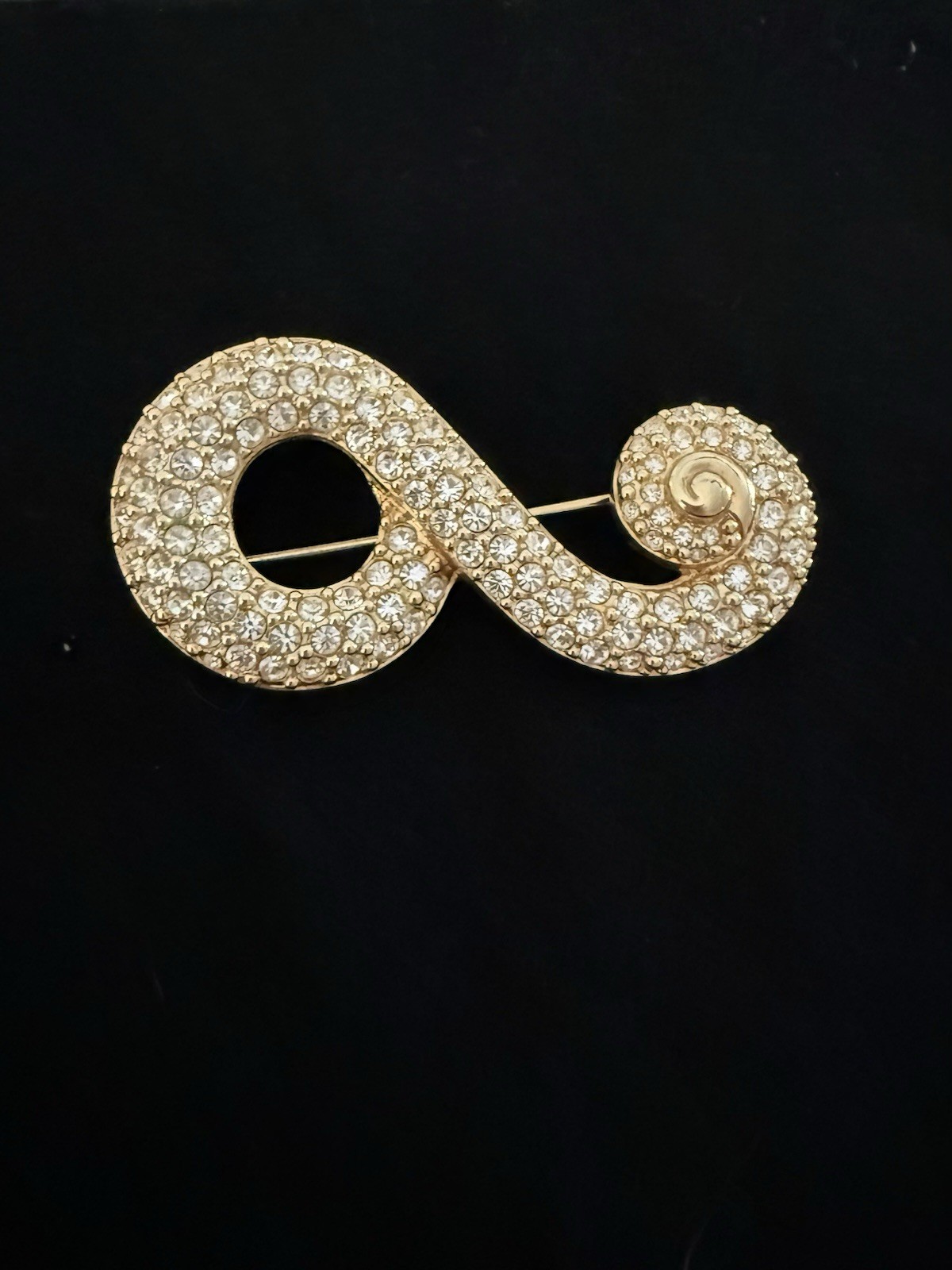 Swarovski Clear Crystal Rhinestone Pavé Swirl Brooch Pin Metal 2 in Art