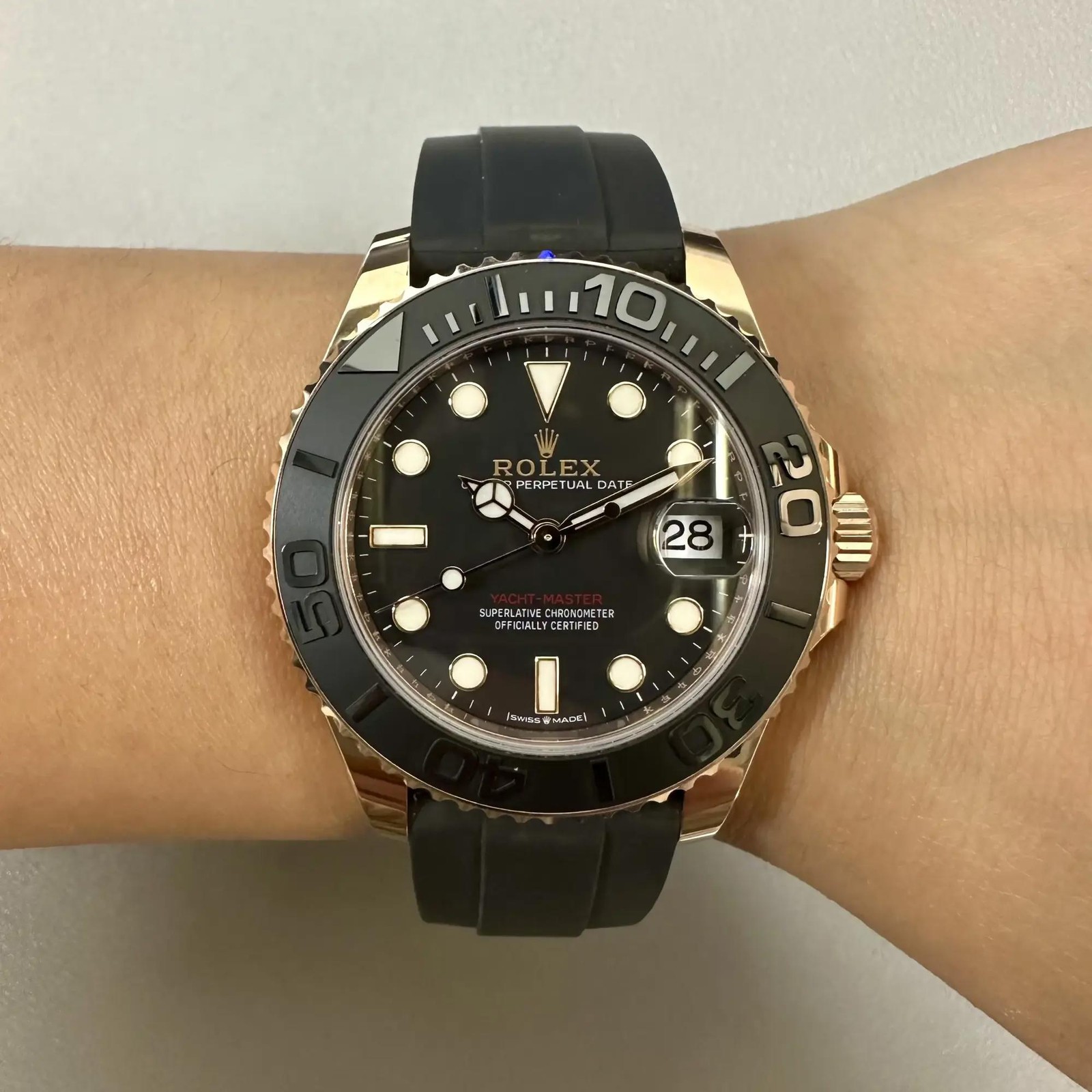 New 2023 Rolex Yacht Master 268655 37mm 18K Rose Gold Oysterflex Midsize Watch