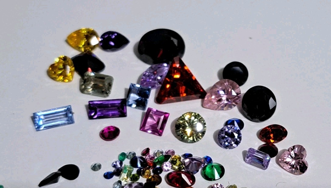 60 Carats Assorted Color Synthetic Stones