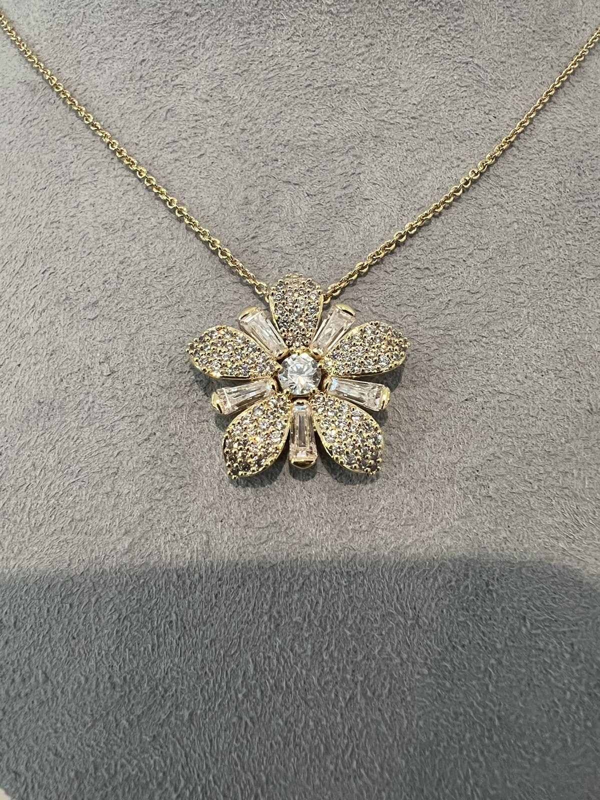 Nadri Flower Pendant Neckalce