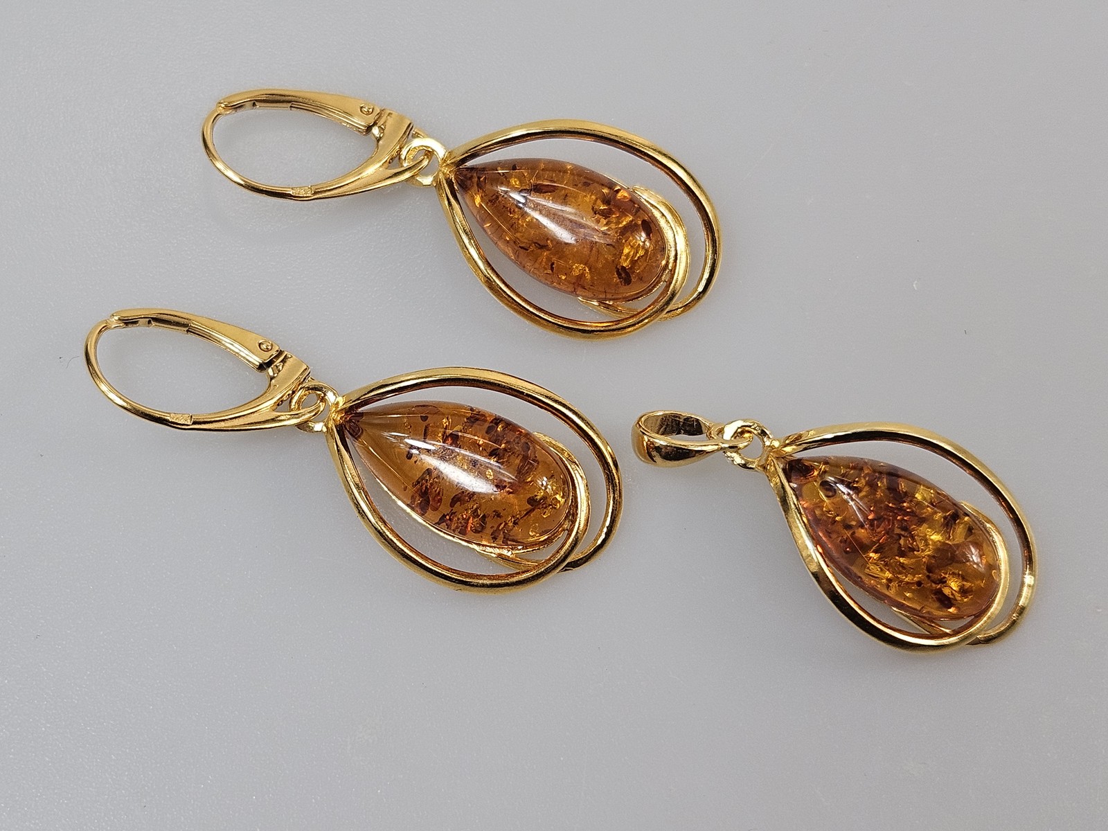 Amber earrings and pendant gold plated jewelry handmade real drop shape.