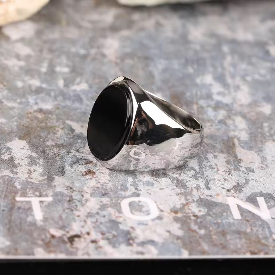 Men’s Ring High Quality 316L Stainless Steel Gold Silver Color Black Onyx Oval