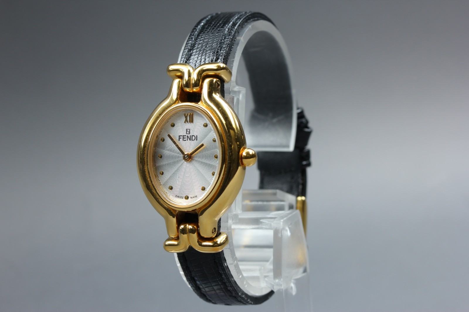 Vintage Fendi 640L Chameleon 5 Colors Belt Women’s Quartz Watch in Box From JP