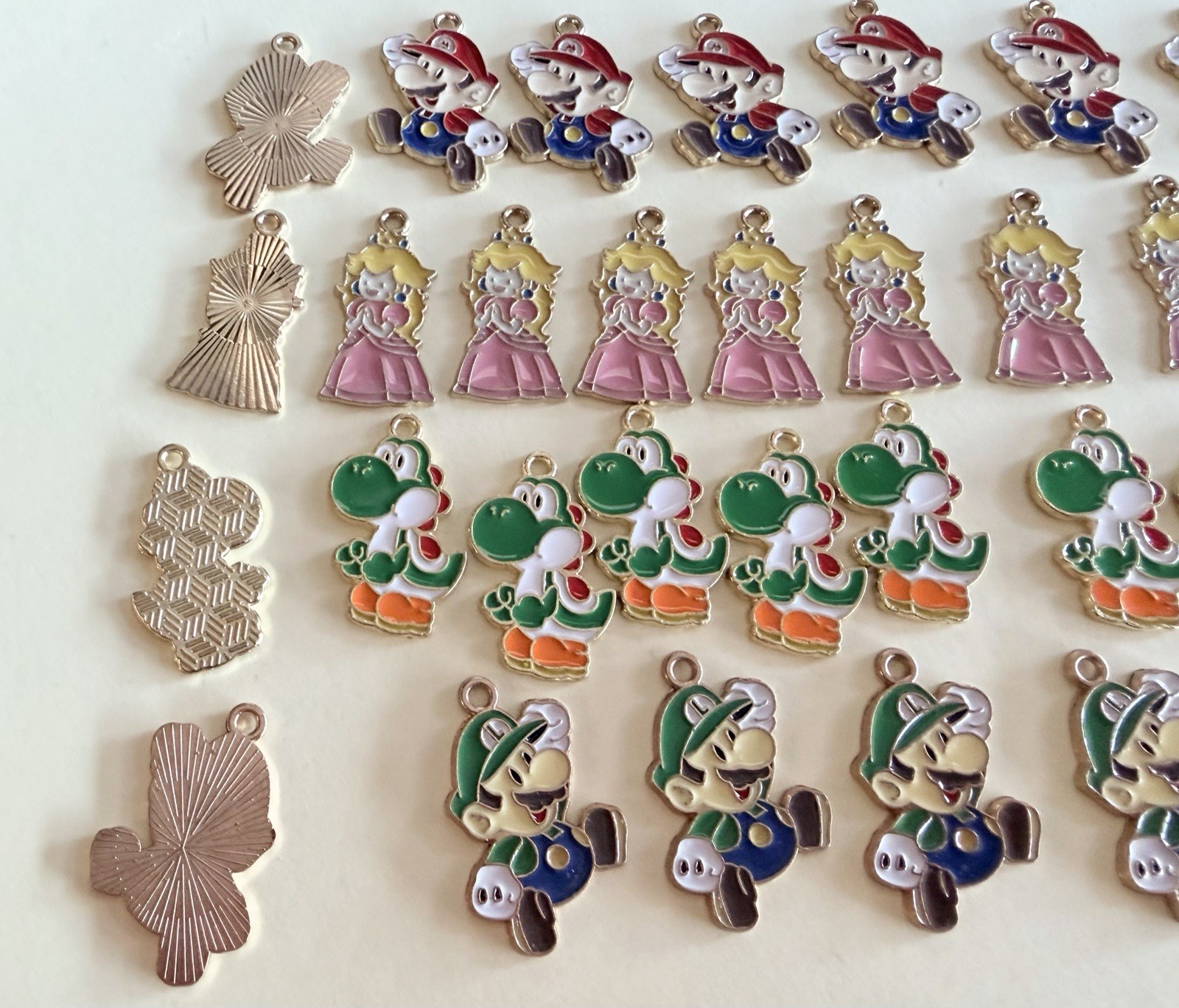 Lot of 36 Mario Video game character metal enamel necklace jewelry charm Pendant