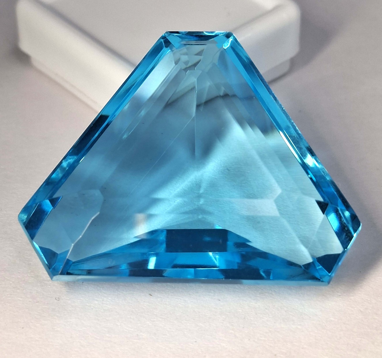 Sky Blue Topaz Natural Fancy Cut 98-100 Ct Certified Loose Gemstone TQ1801