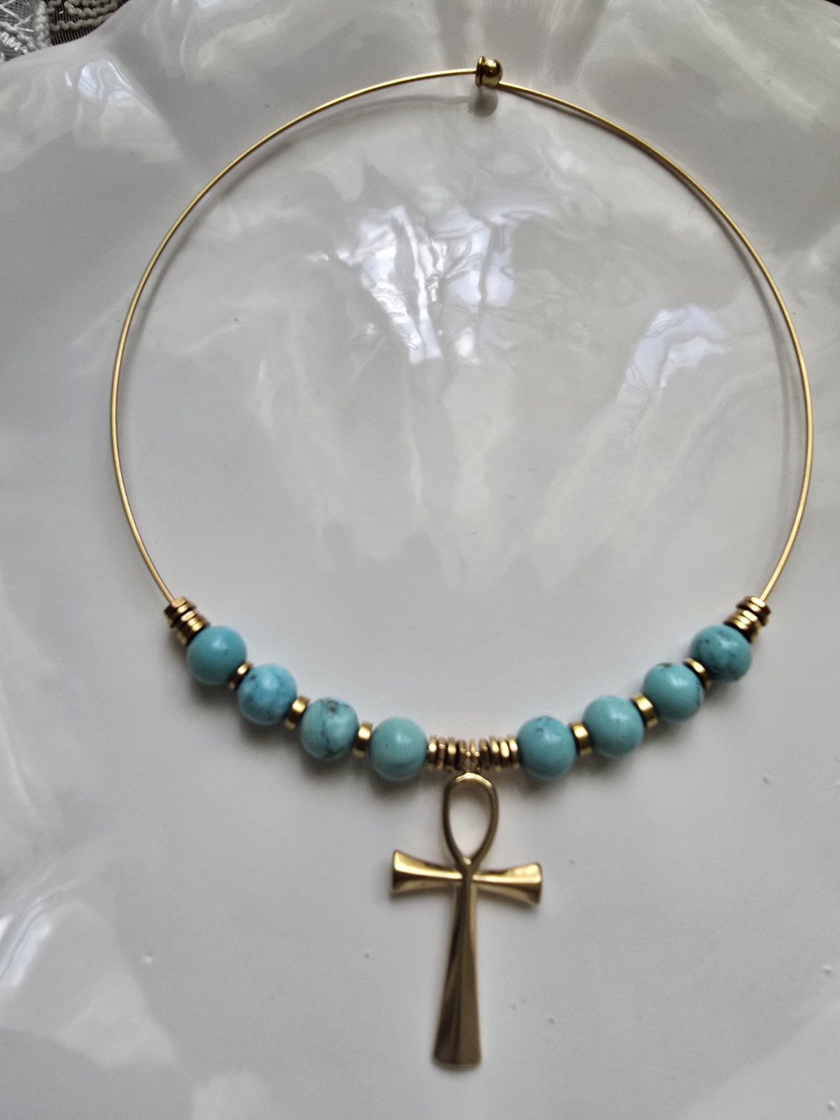 Gold Tone Wire Choker Necklace w/ Blue Round Beads & Ankh Cross Charm Pendant