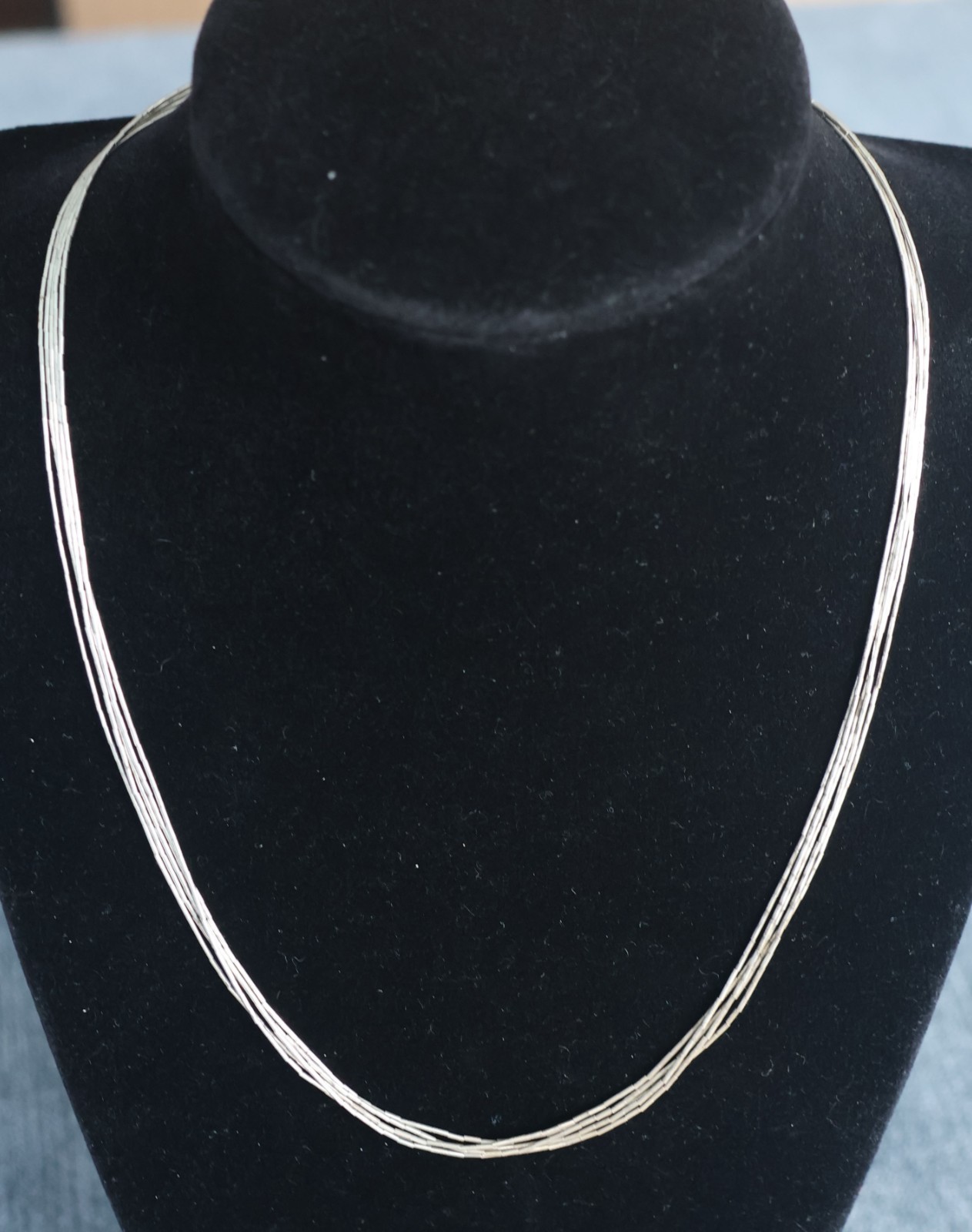 Southwest 925 Sterling Silver 5 Strand 18″ Liquid Silver Necklace