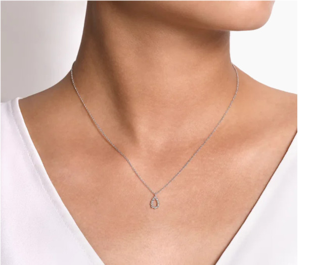 Gabriel and Co 14KW Gold Diamond Pear Shaped Pendant Necklace NEW NEVER WORN