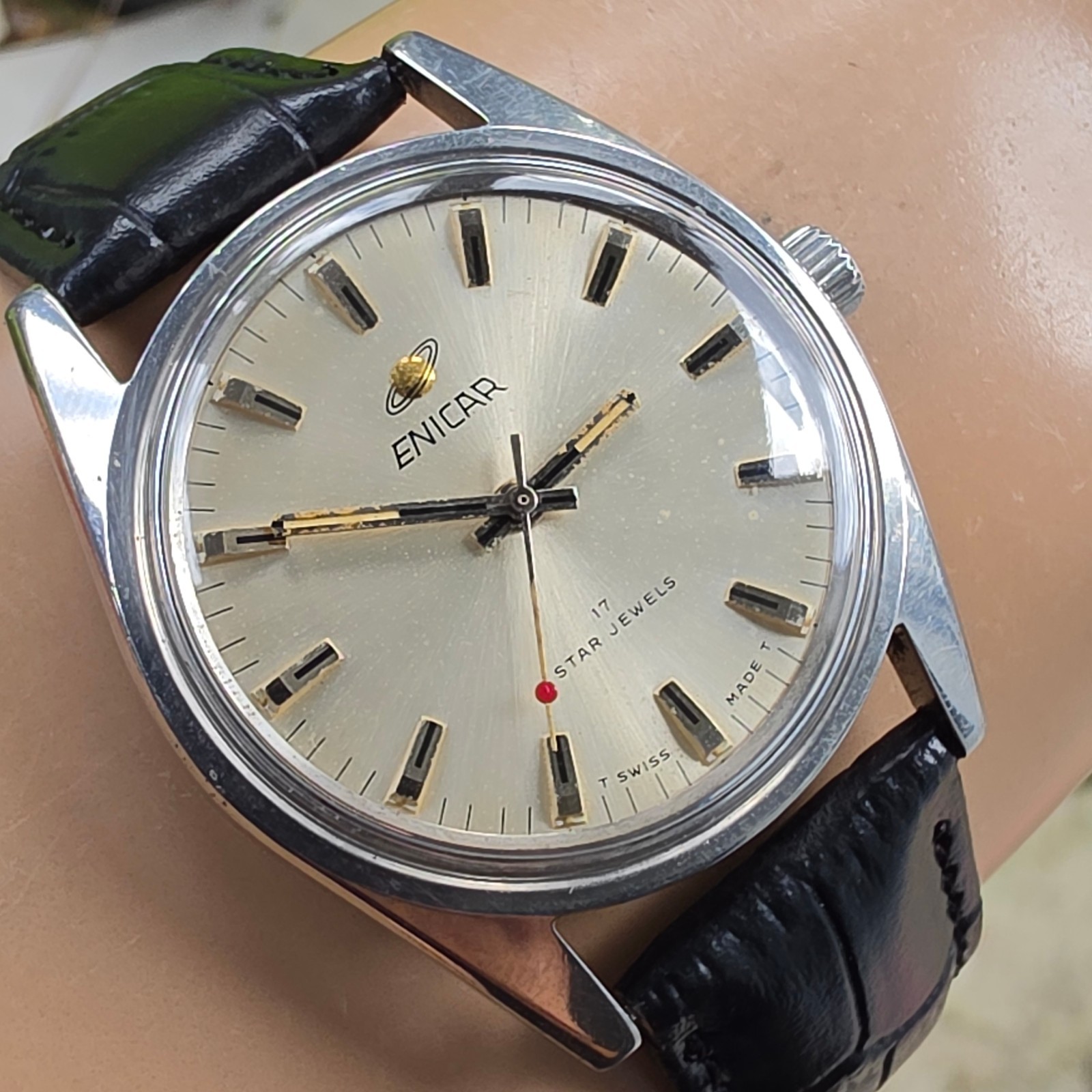Vintage ENICAR Ocean Pearl men’s manual wind watch AR-160 swiss made 1970s