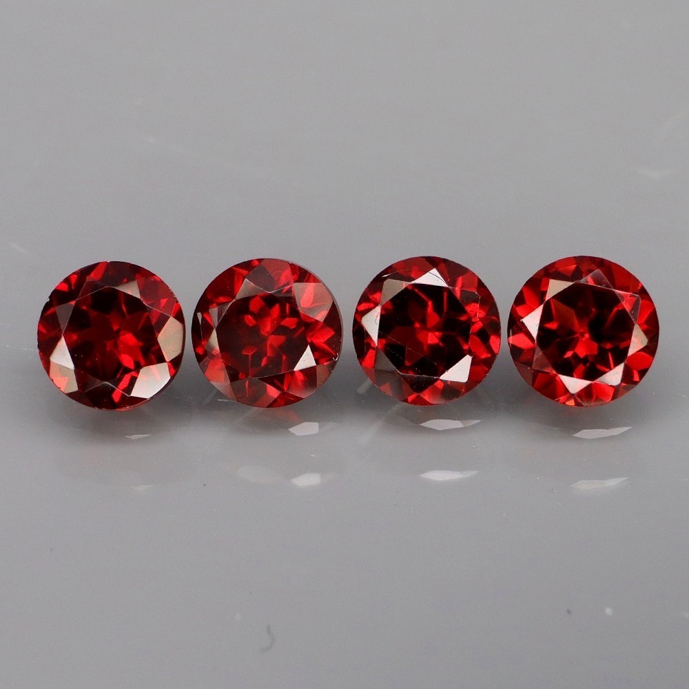 Natural Red Garnet 5 MM 10-1000 pieces Round Flawless-VVS, Loose Gems CERTIFIED