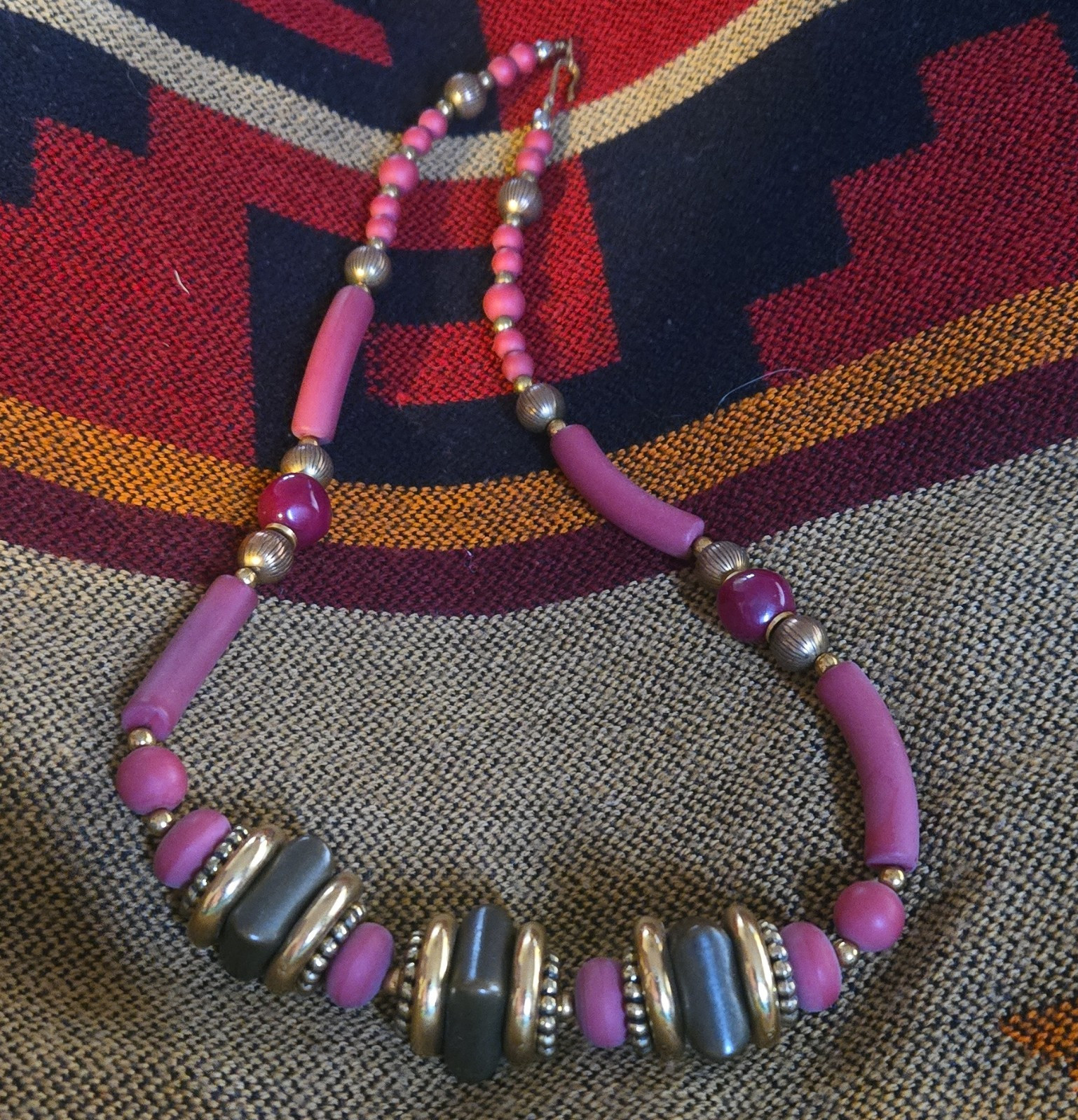 Pink Silver Tone Beaded Statement Necklace Plastic Metal Ball/Bead Chain Hook