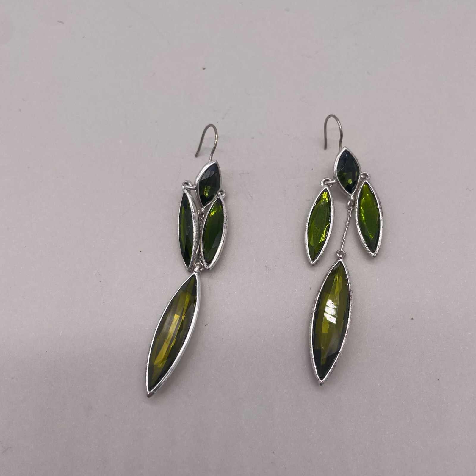 Vintage KCR Kenneth Cole Reaction Crystal Dangle Drop Earrings Retro Modern