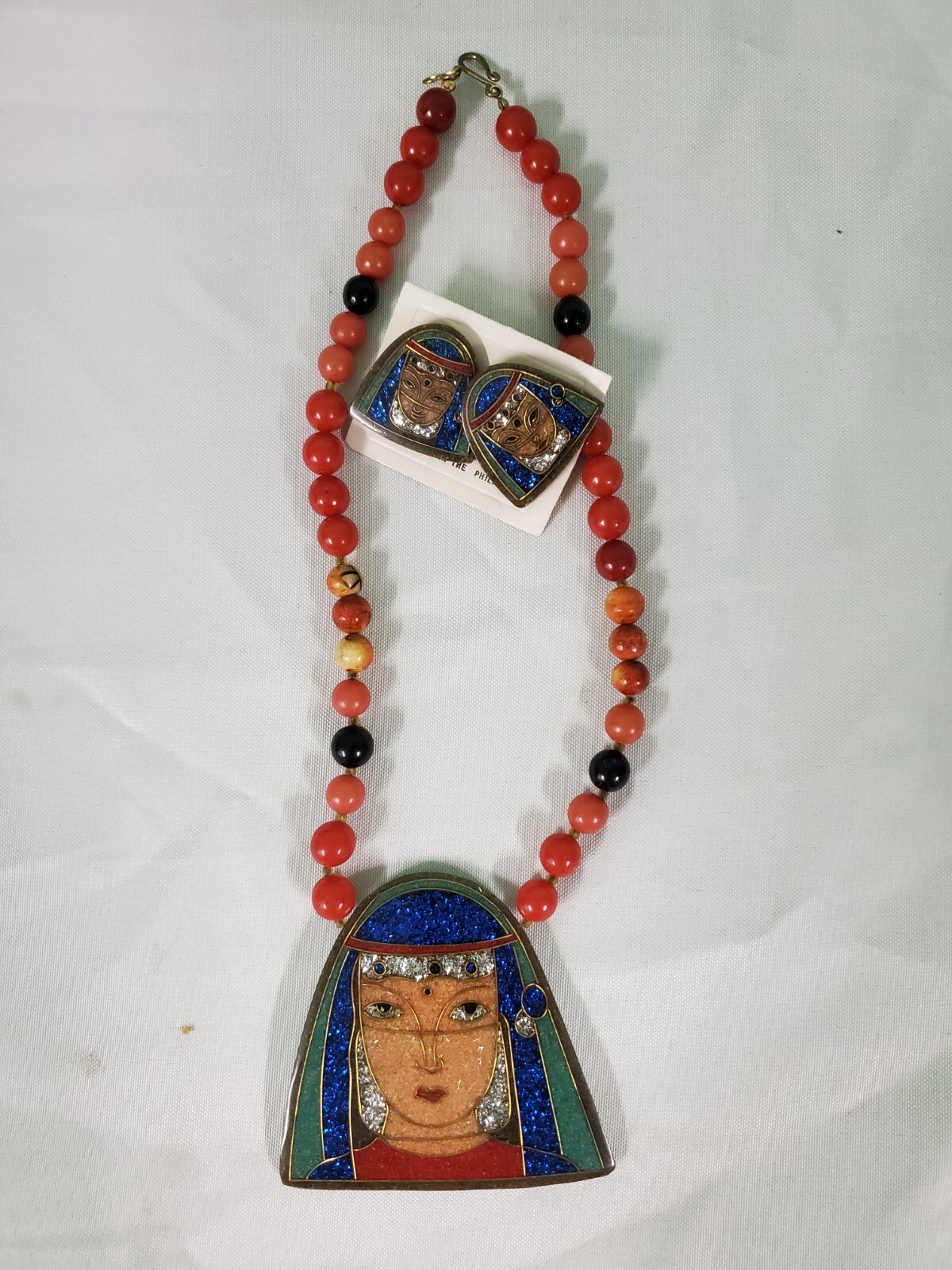 Lee Sands 1970’s old new stock Necklace earrings set.