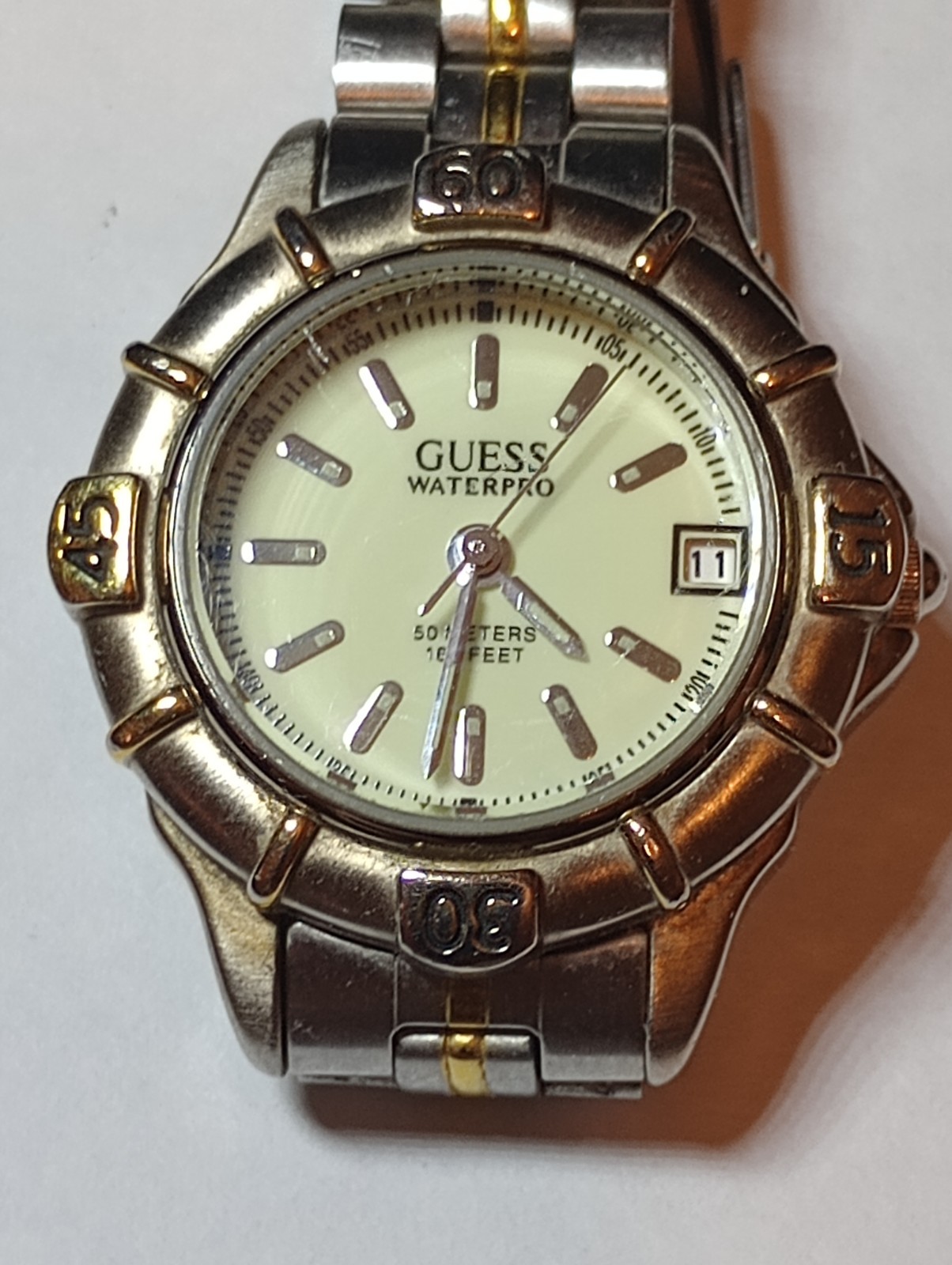 Guess 1997 Waterpro Women’s Watch 2 Tone SS Cream Dial-Date New Battery!