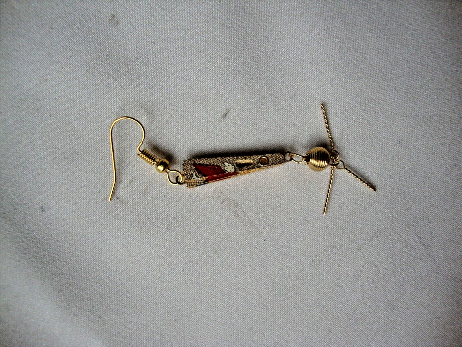Vtg Charming Classic Chinese Phoenix & Crane Enamel Etched Folding Fan Earring