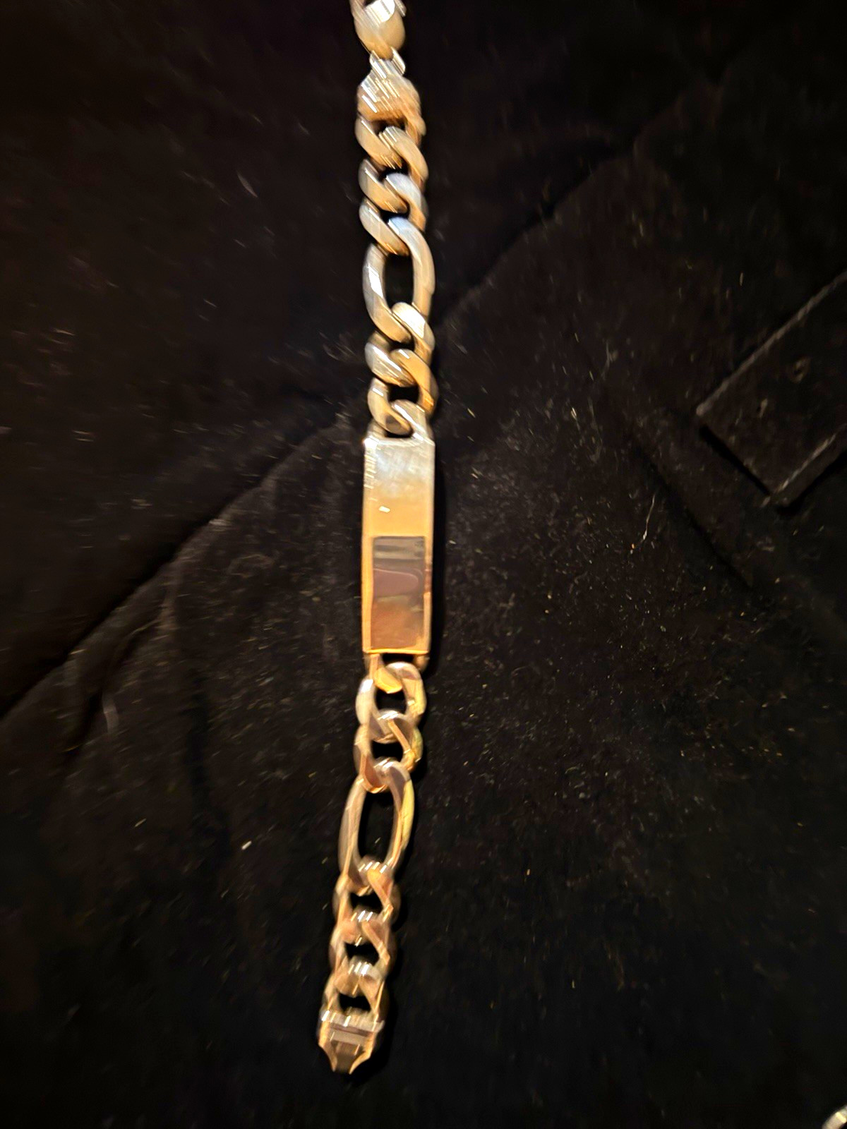 Silver Tone Cuban Link ID Chain Bracelet 8 in Metal Lobster Clasp No Stone