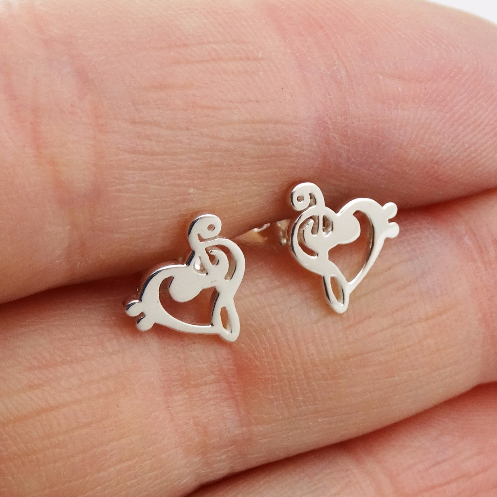 Treble Bass Clef Heart Earrings – 925 Sterling Silver – Music Note Stud Post NEW