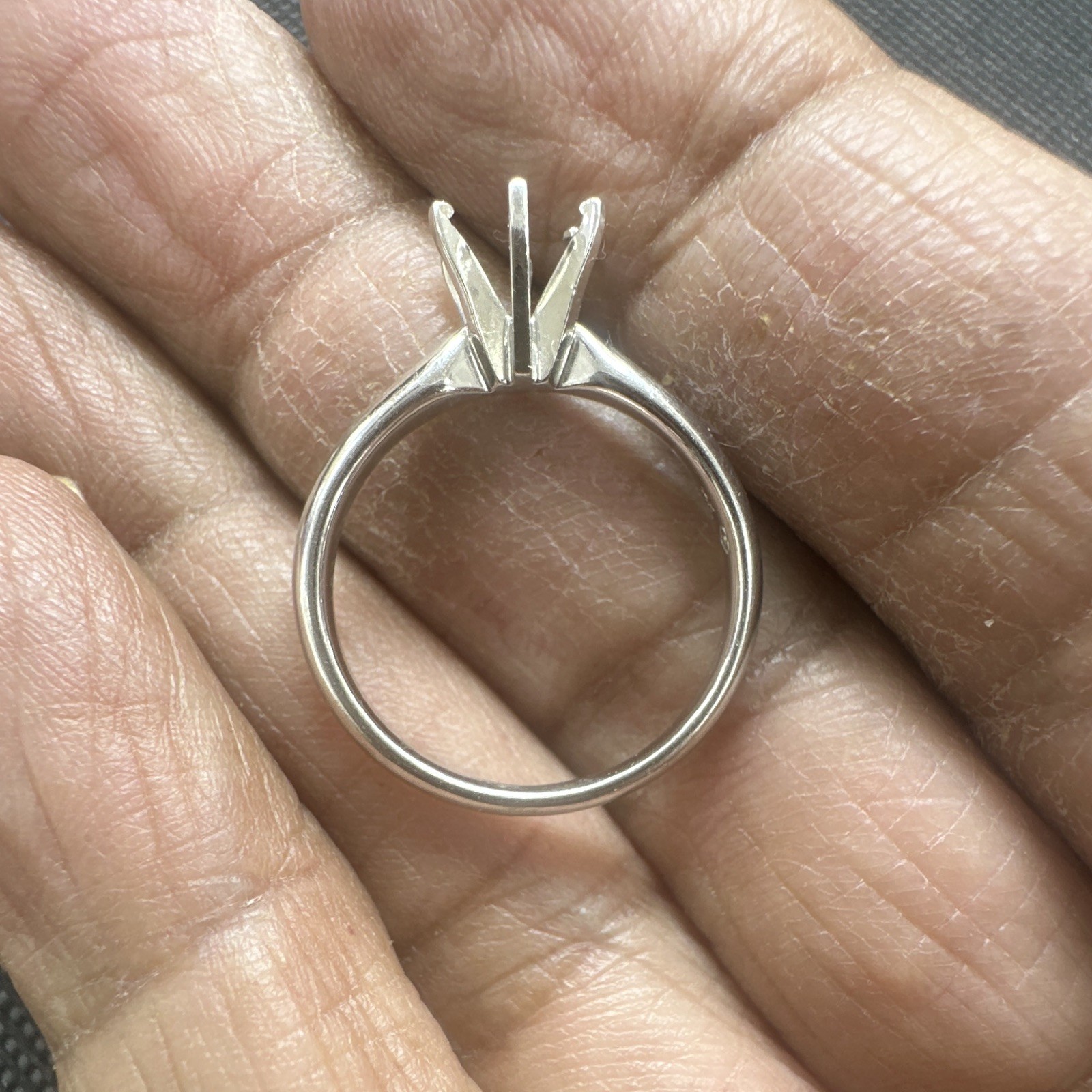 14k Solid White Gold 6-Prong Engagement Ring Setting NoStone Size 7 3mm Resizebl
