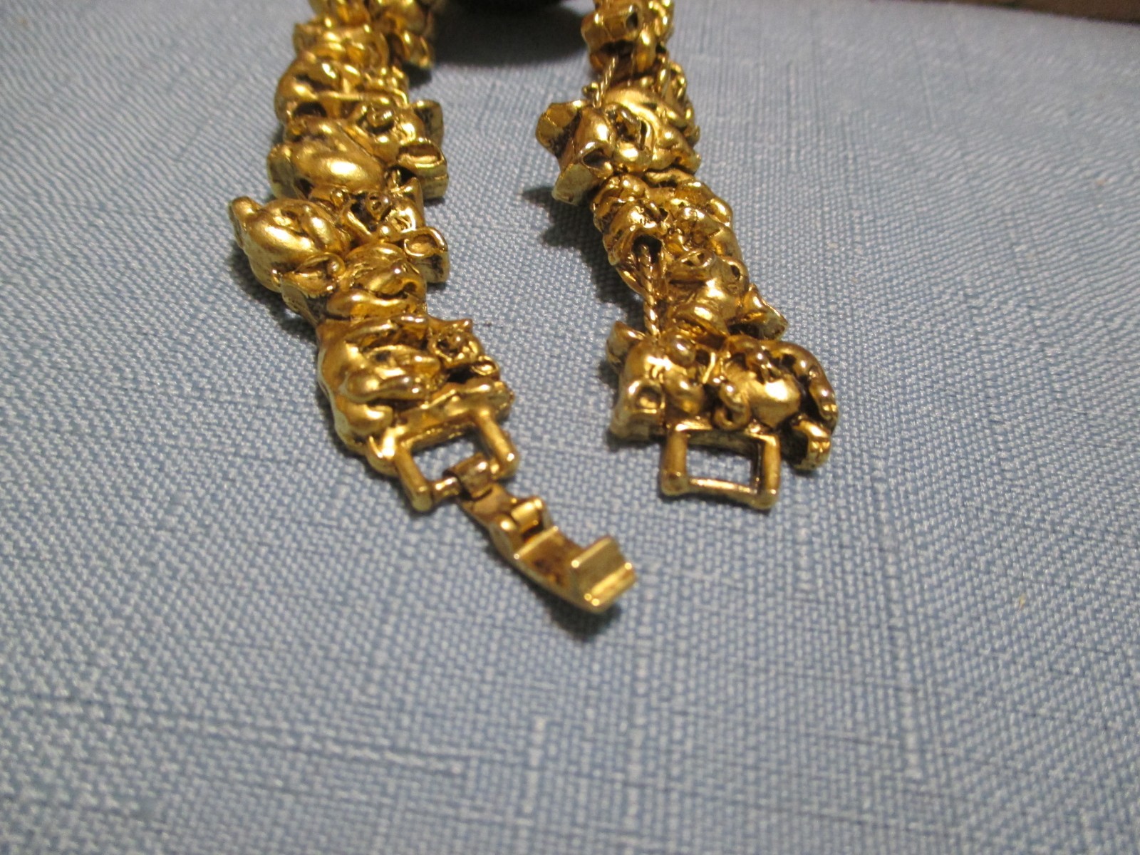 Women’s Jennie B Pig Watch Band Slide Charm Bracelet 24mm