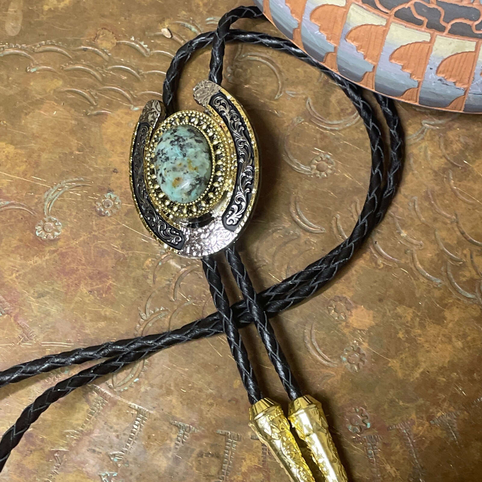 Southwest Tulsa Bolo Tie King African Turquoise Silver Gold Horseshoe Spring