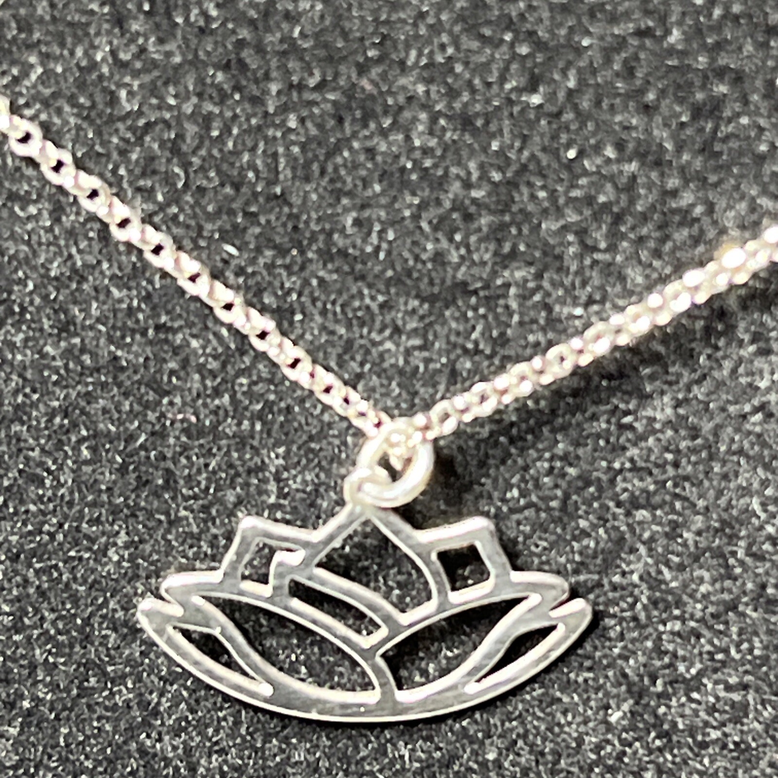 Sterling Silver Dyadema Italy 2 cm Lotus Flower Necklace Adj 16-18 In