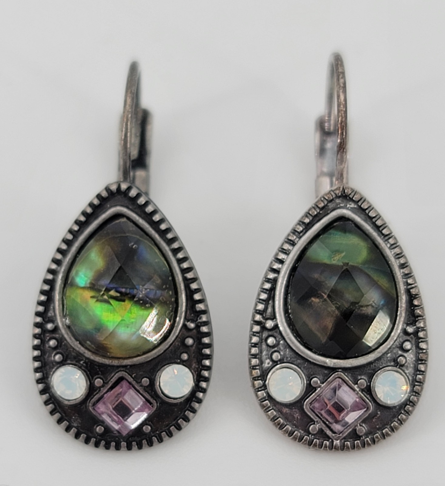 Lot of 3 Pairs of Pierced Earrings & 1 Pendant – Fashion Costume Jewelry