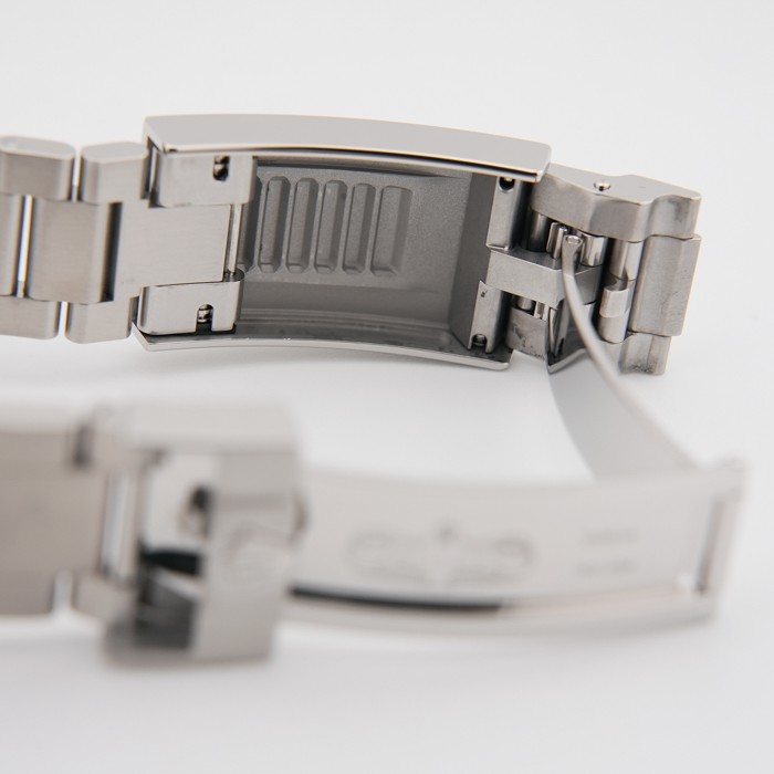 ROLEX Submariner Date 126610LV Warranty 2023 Box/Paper