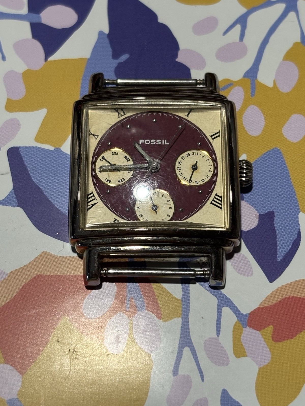 Vintage Fossil BQ-8755 Ladies Watch Burgundy Dial / Stainless Steel~As Is
