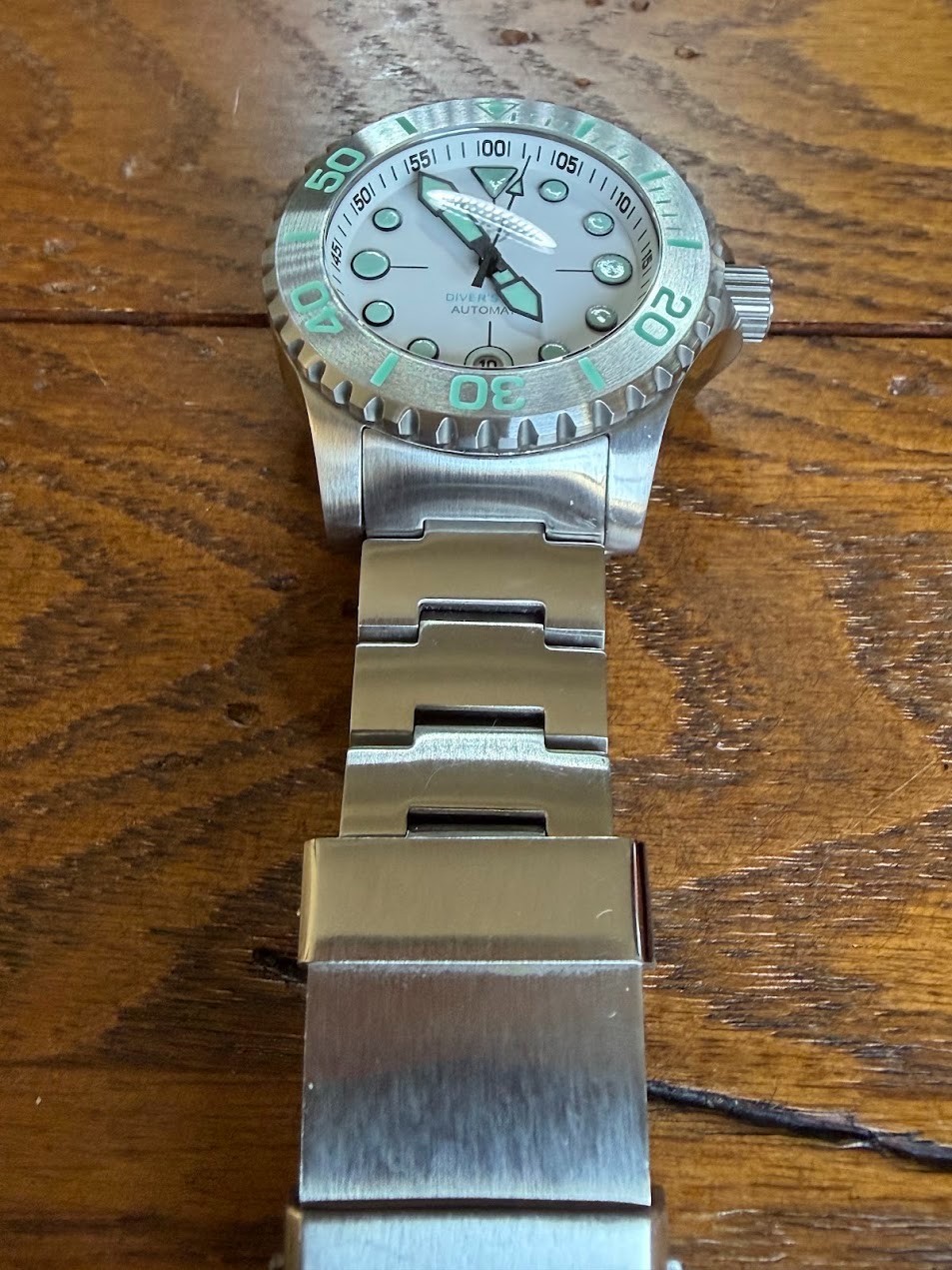 HELM Komodo 03AR3 40mm NH35 Automatic White Dial Sapphire 300m Box