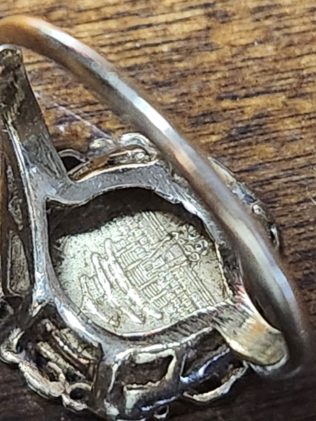 10kt Yellow Gold Vintage 1983 Chinese Panda Coin Ring 3 grams Size 6.5