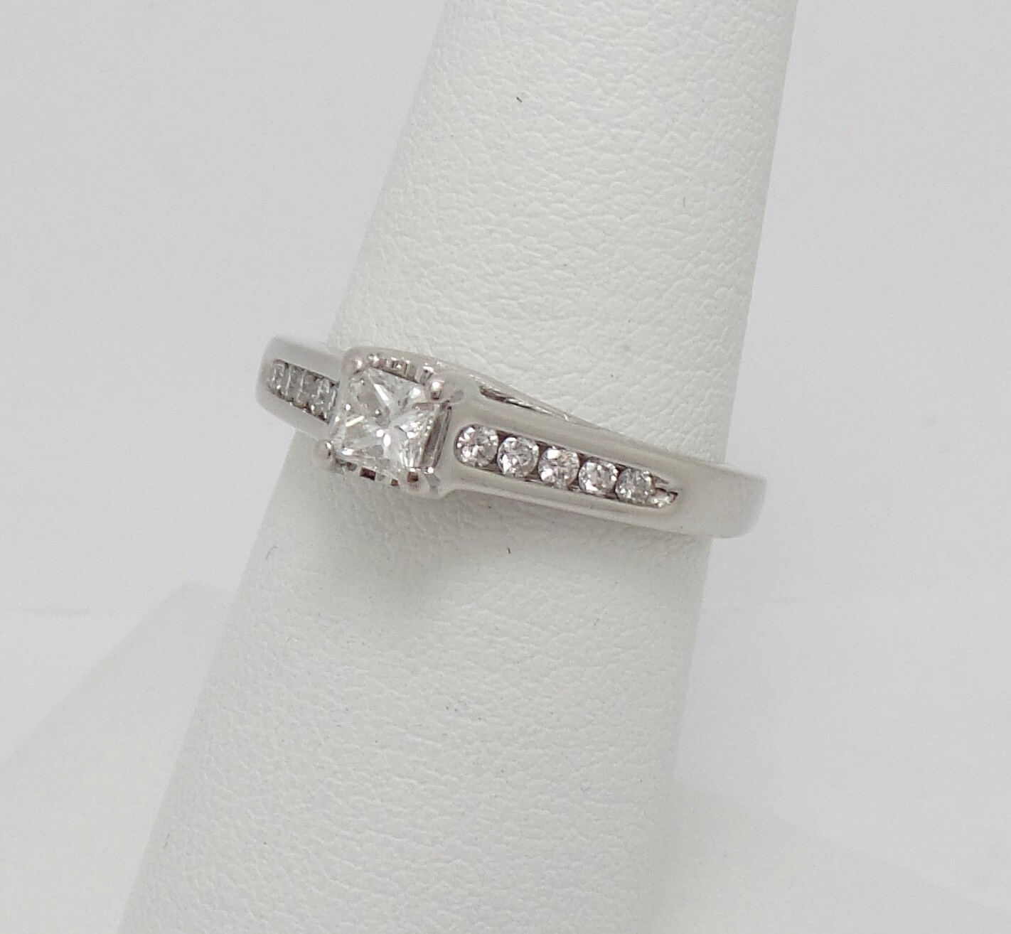 1/2CT Natural Diamond Anniversary Engagement Wedding Bridal Ring 14K White Gold