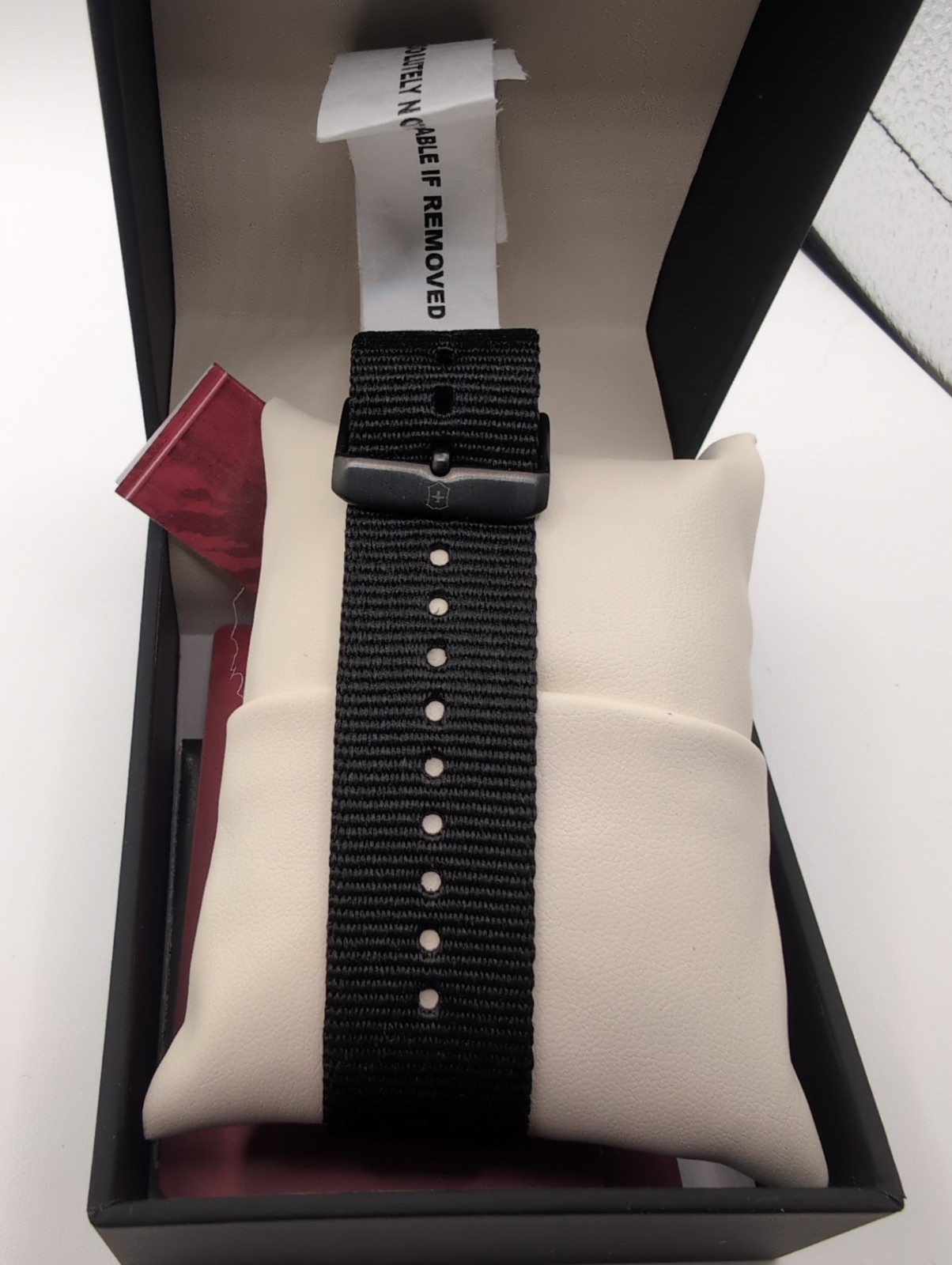 Victorinox Swiss Army Heritage 241972 Men’s Sapphire Green Dial Fabric Watch New