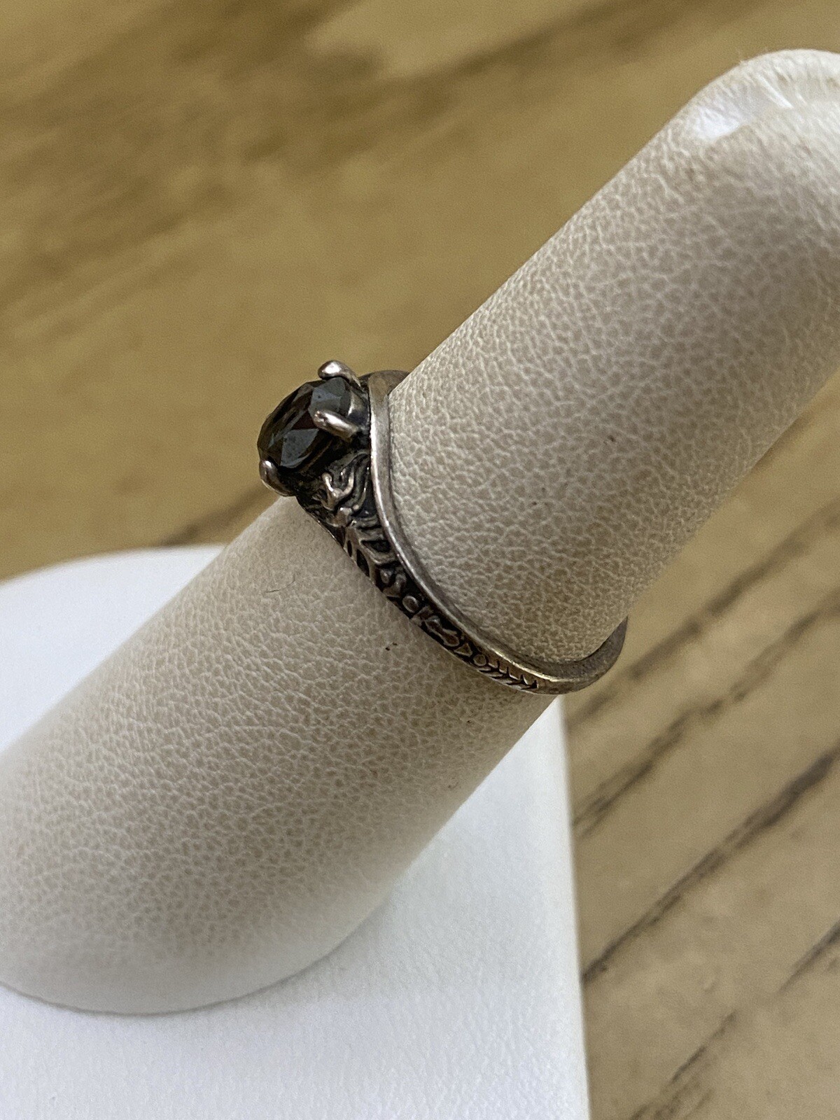 Wheeler Mfg. Vintage Navajo Inspired 925 Sterling Hematite Stone Ring Sz 6