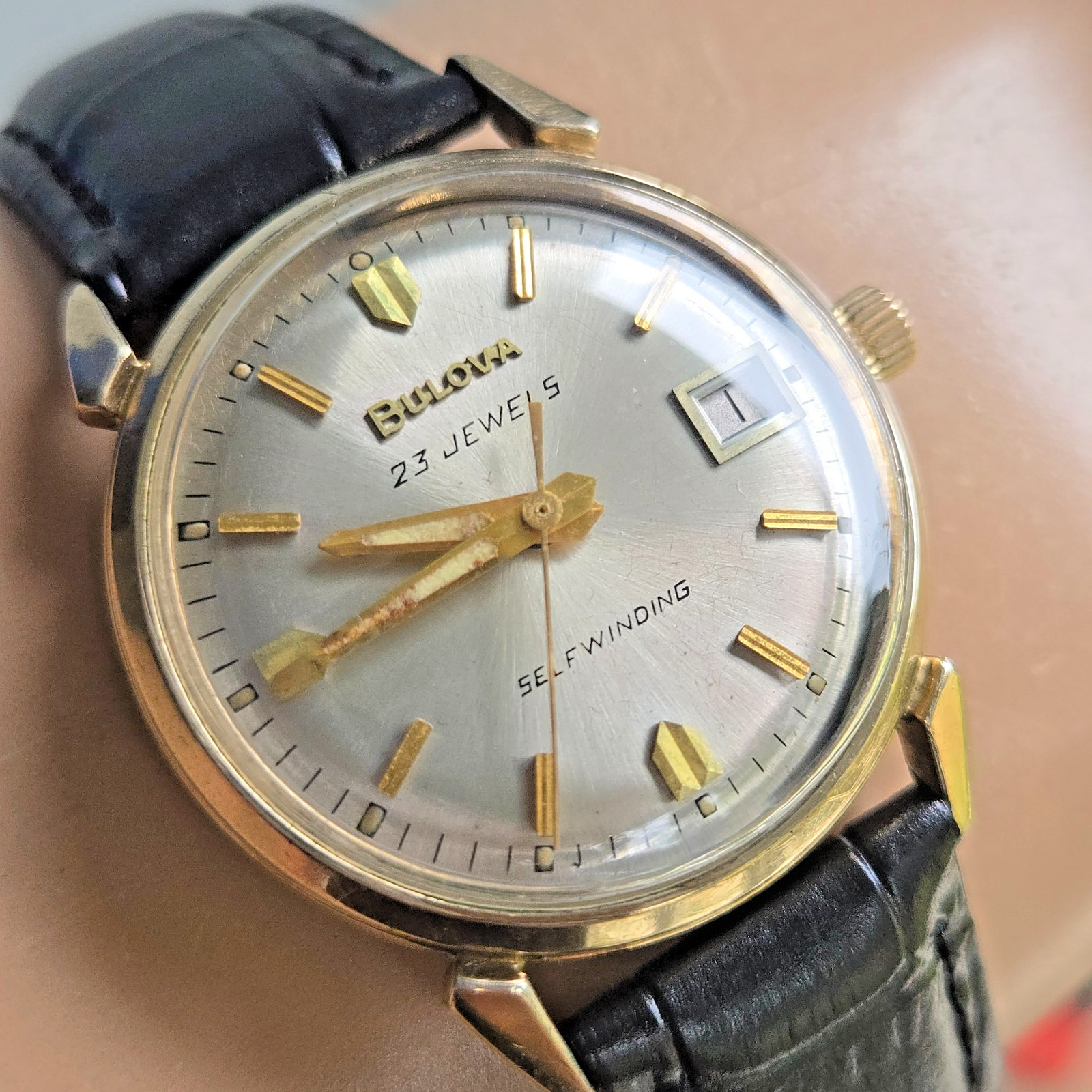 Vintage BULOVA Date King men’s automatic watch 10BPACD 23Jewels 10K RGP 1968