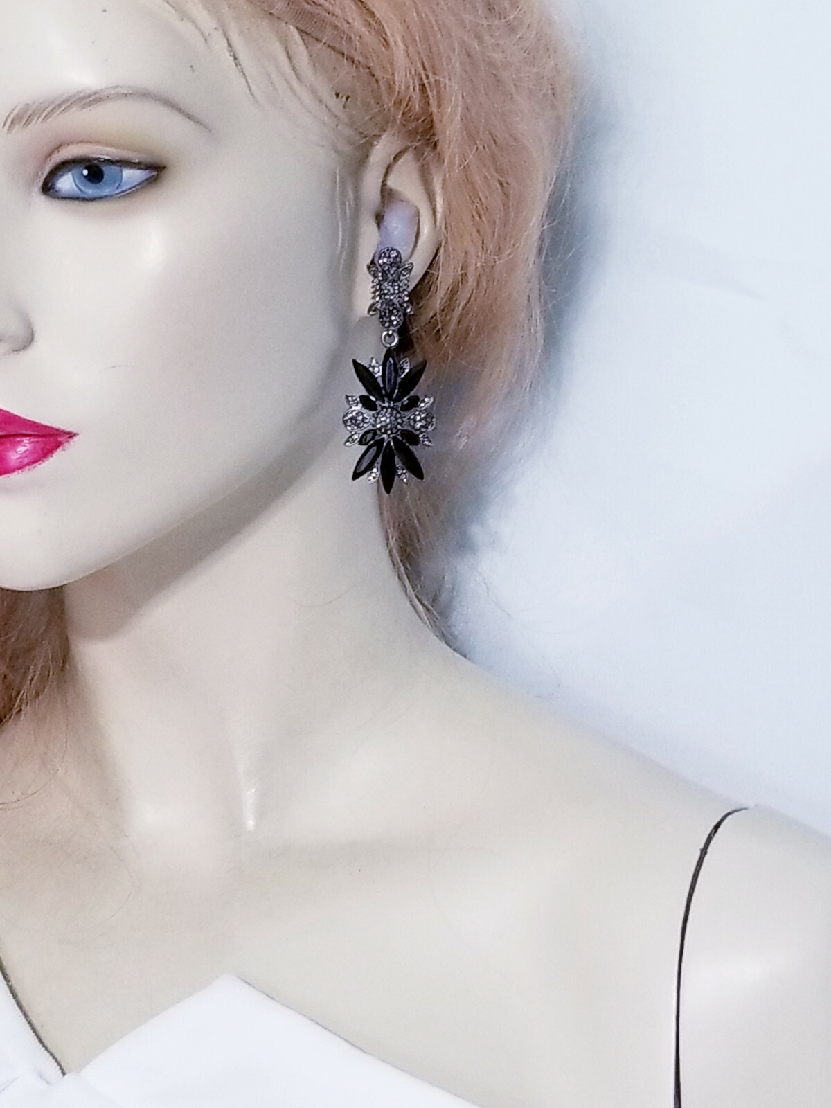 Rhinestone Chandelier Drop Earrings Steampunk Prom Pageant Jewelry 2.8 in Black