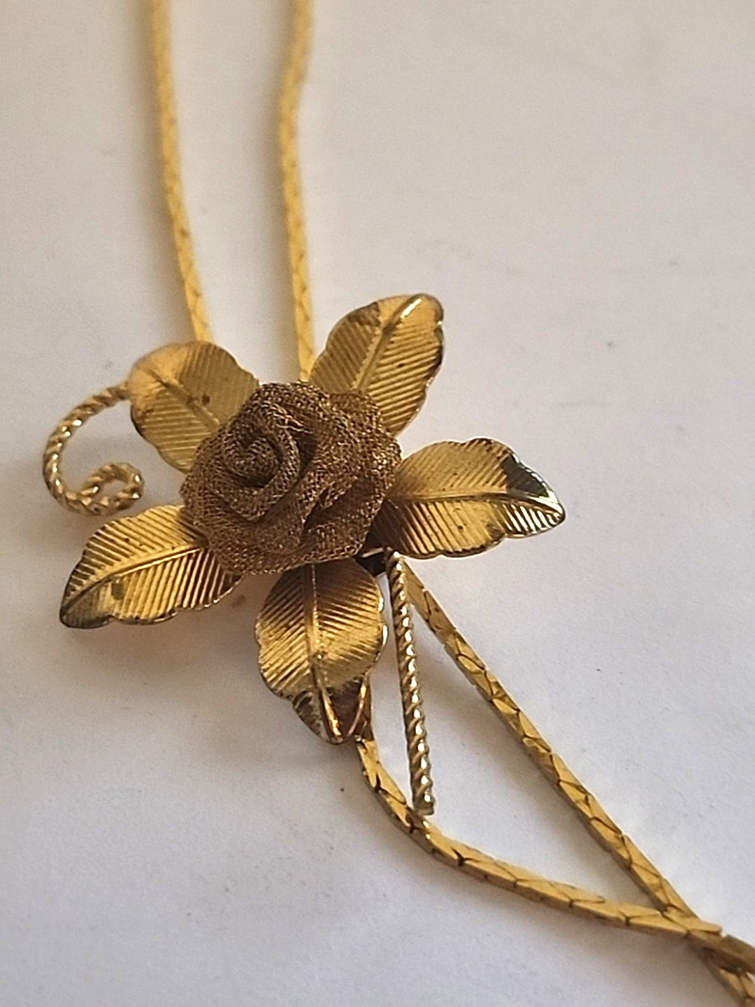 Gold Tone Slide Necklace Flower set with Earrings