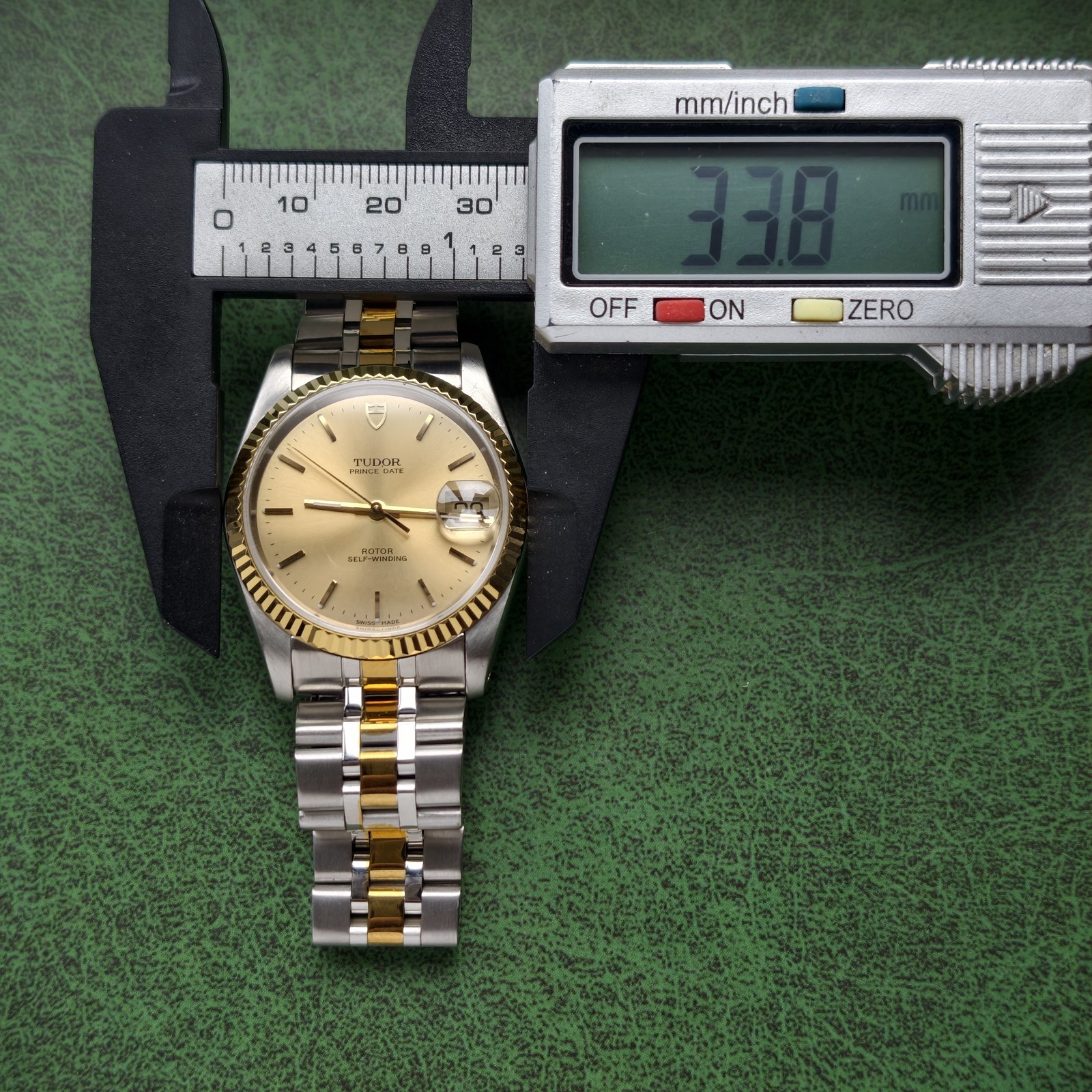 Tudor Champagne Dial Prince Date 74033 Men’sWatch Automatic 34mm Champagne Scale