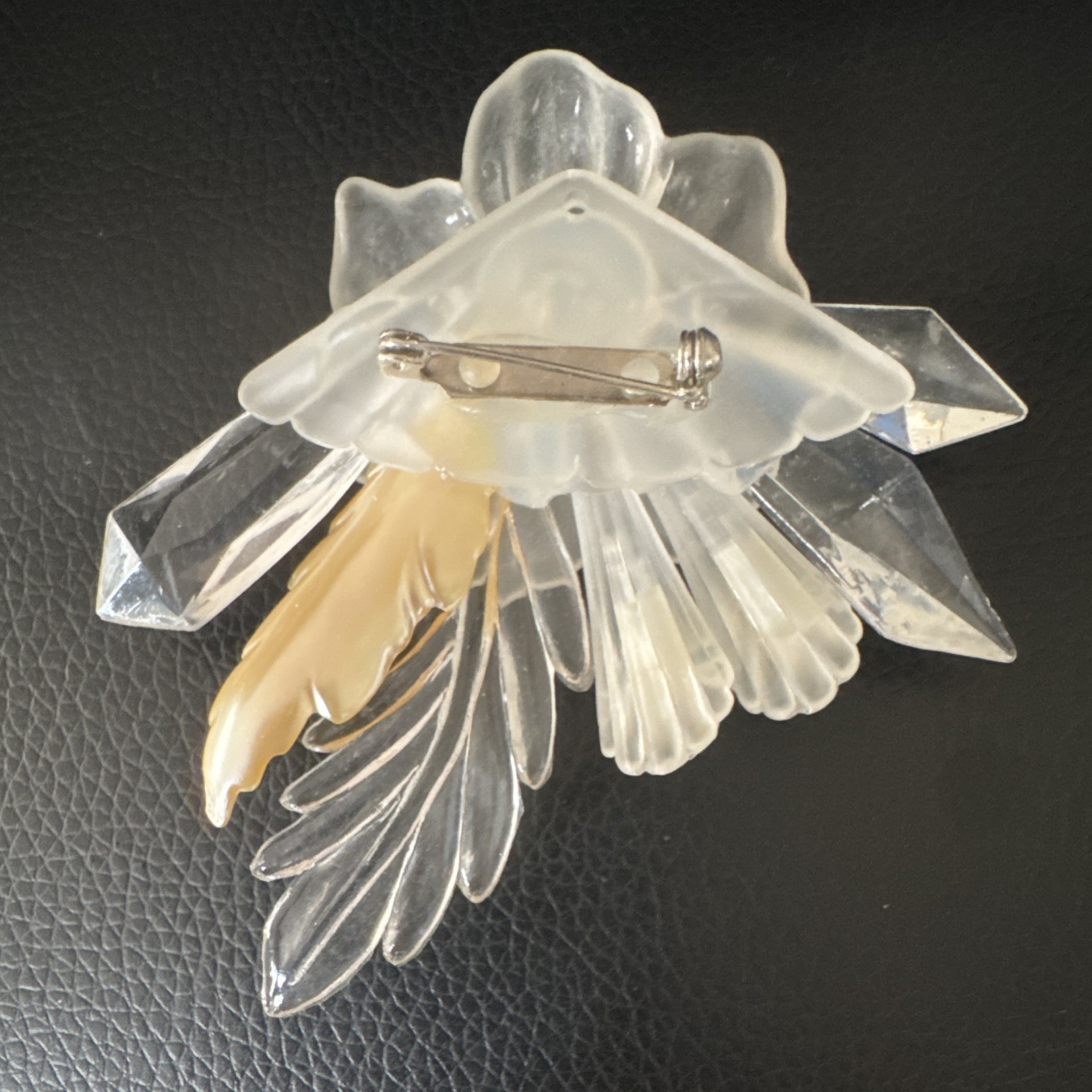 Clear Gold Tone Flower Brooch Pin w/ Clear Round Simulated Rhinestone Center