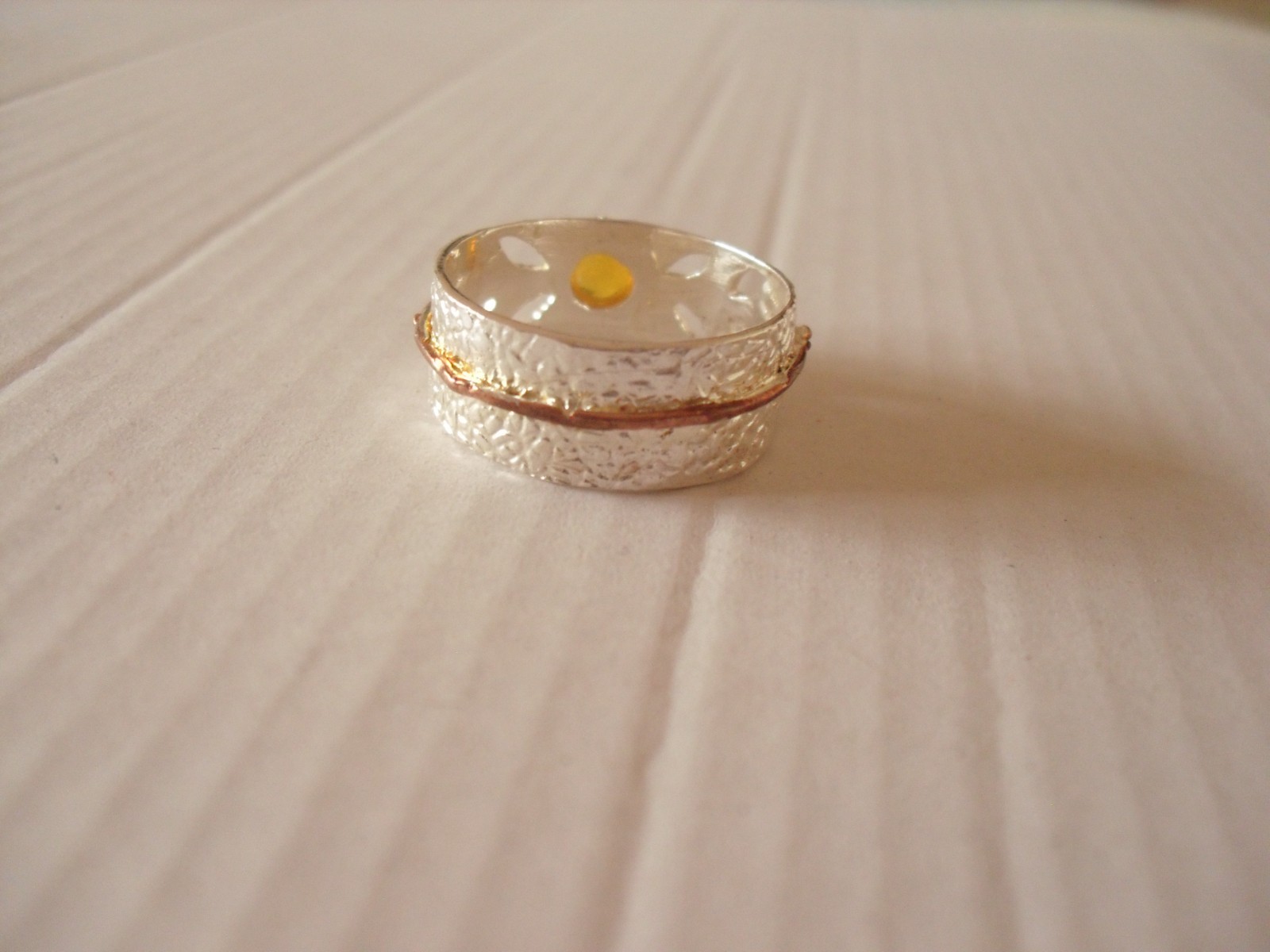 CeS Ring mit einem bunt leuchtenden mexikanischen Feueropal, mexican Opal