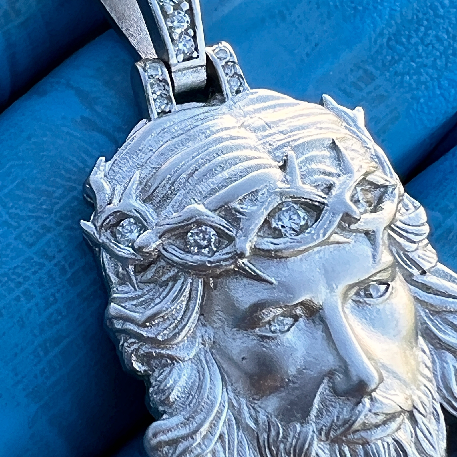 925 Sterling Silver Matte Sandblast Jesus Head Moissanite VVS D Pendant Small 1″