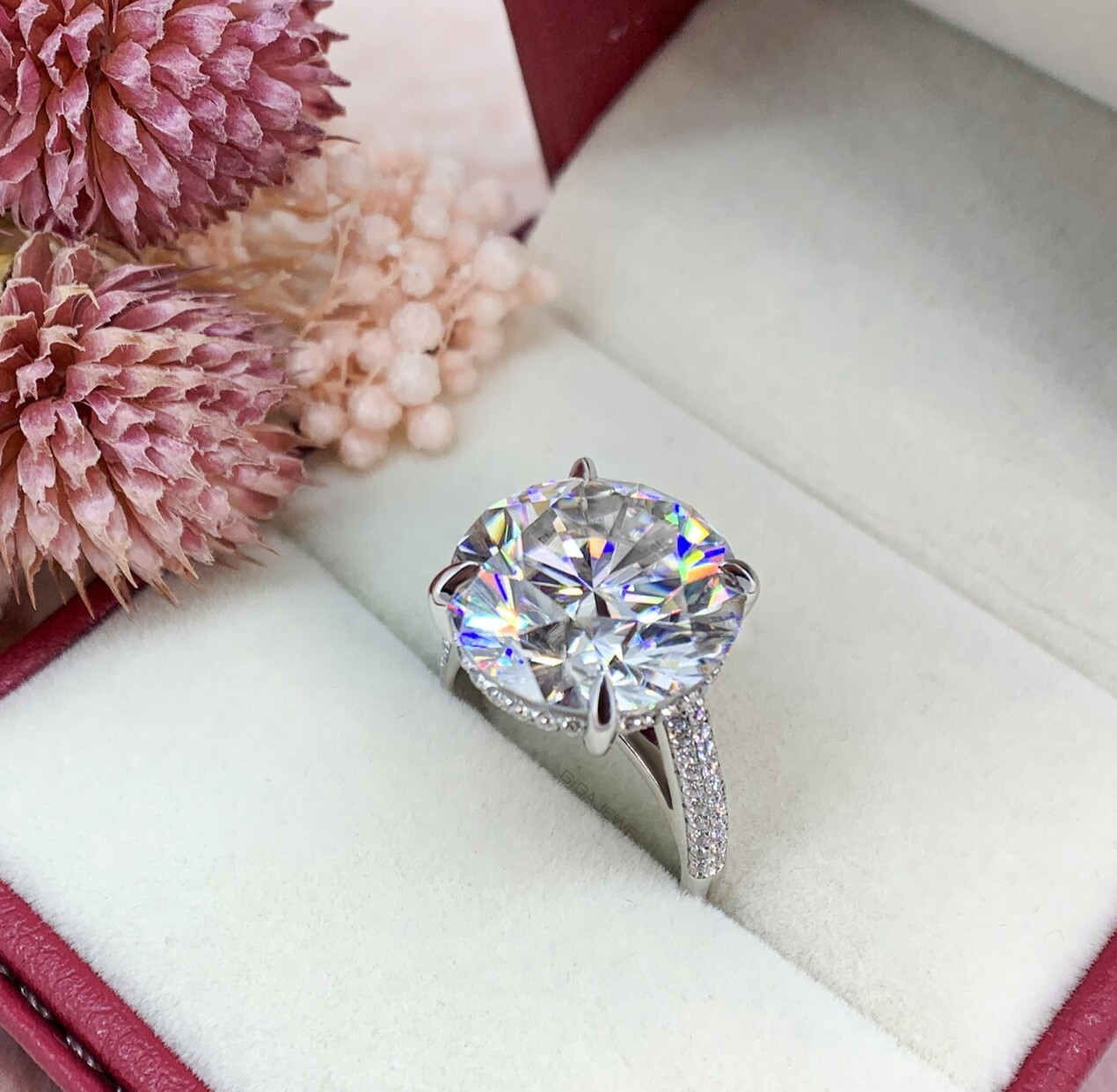RARE 10.00 Ct, Certified White Diamond Ring,Tariffs FREE & Matching Studs .